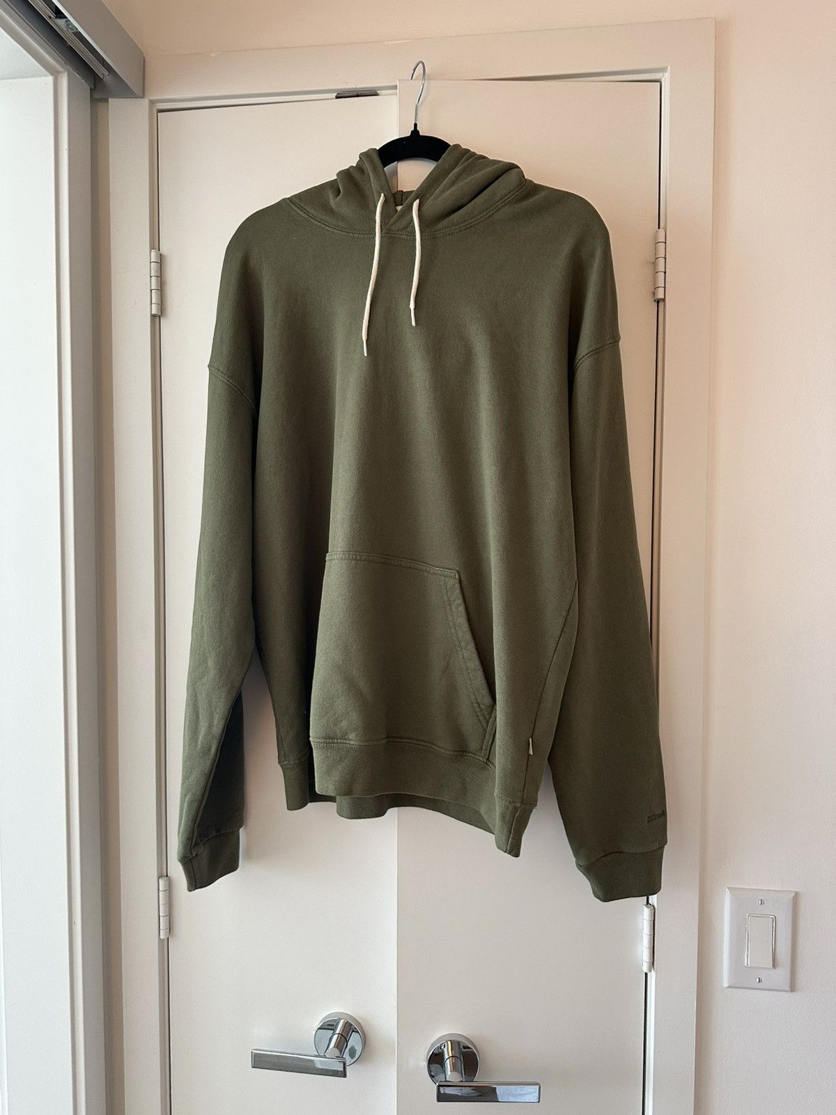 JJJJound Jjjjound olive zip up size M Size US M / EU 48-50 / 2 - 1 Preview