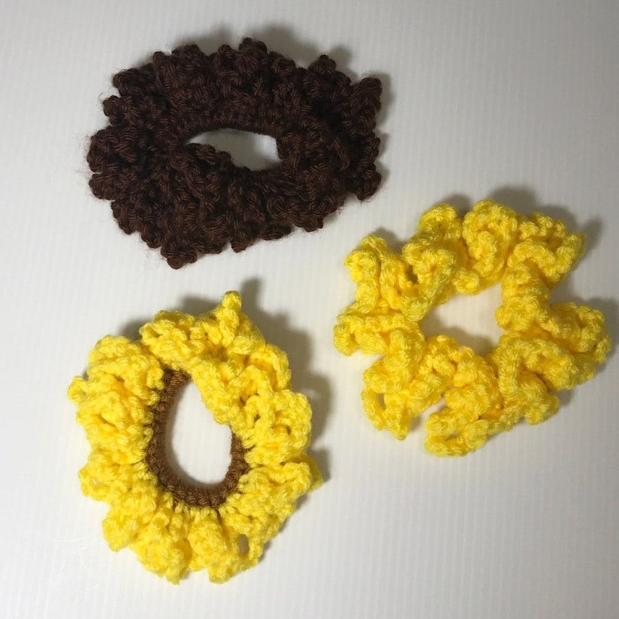 Handmade NWT YHandmade Crocheted Scrunchie by Dawny Set of 3 Size ONE SIZE - 1 Thumbnail