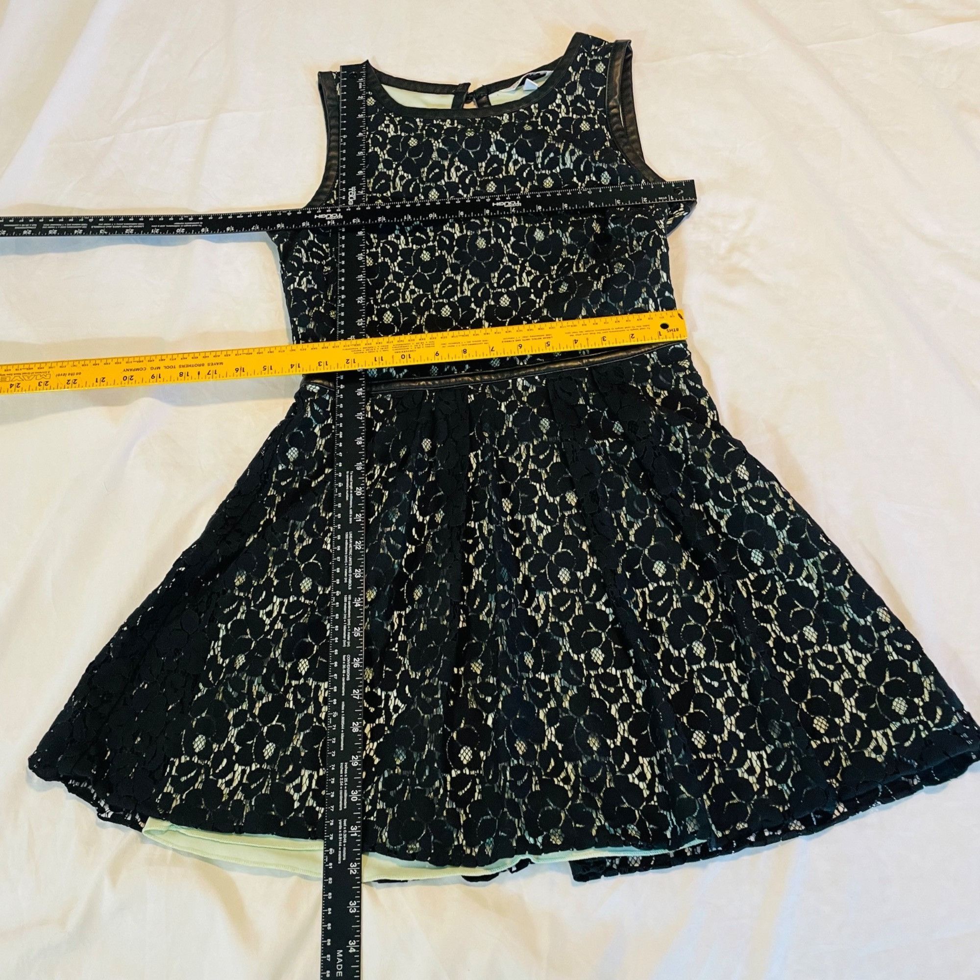Other Black Lace Size 7 Sleeveless Dress Fit Flare Back Keyhole Gr Size M / US 6-8 / IT 42-44 - 5 Thumbnail