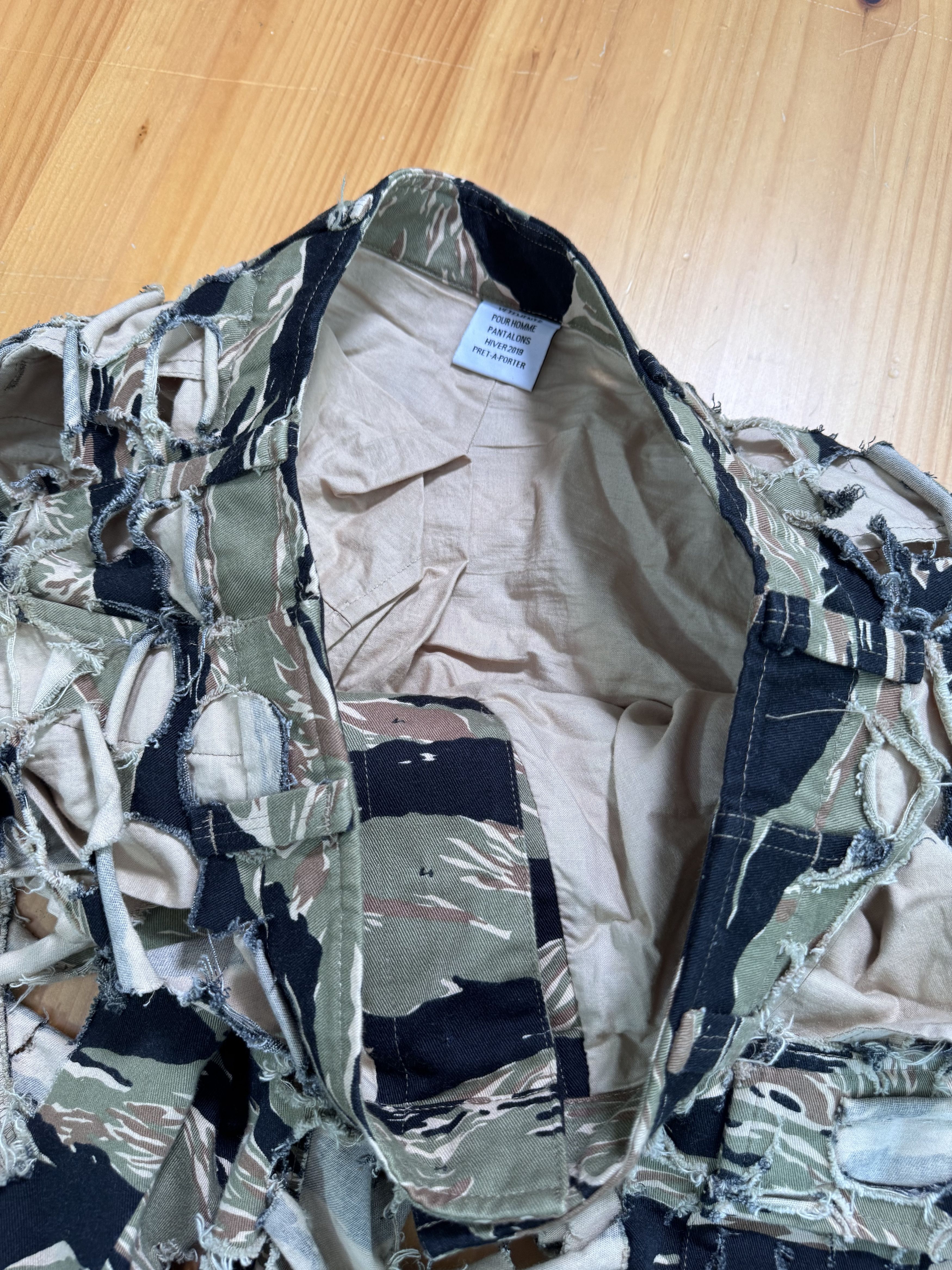 Vetements AW18 Runway Vetements Laser Cut Tiger Camo Cargo Pant Size US 34 / EU 50 - 5 Thumbnail