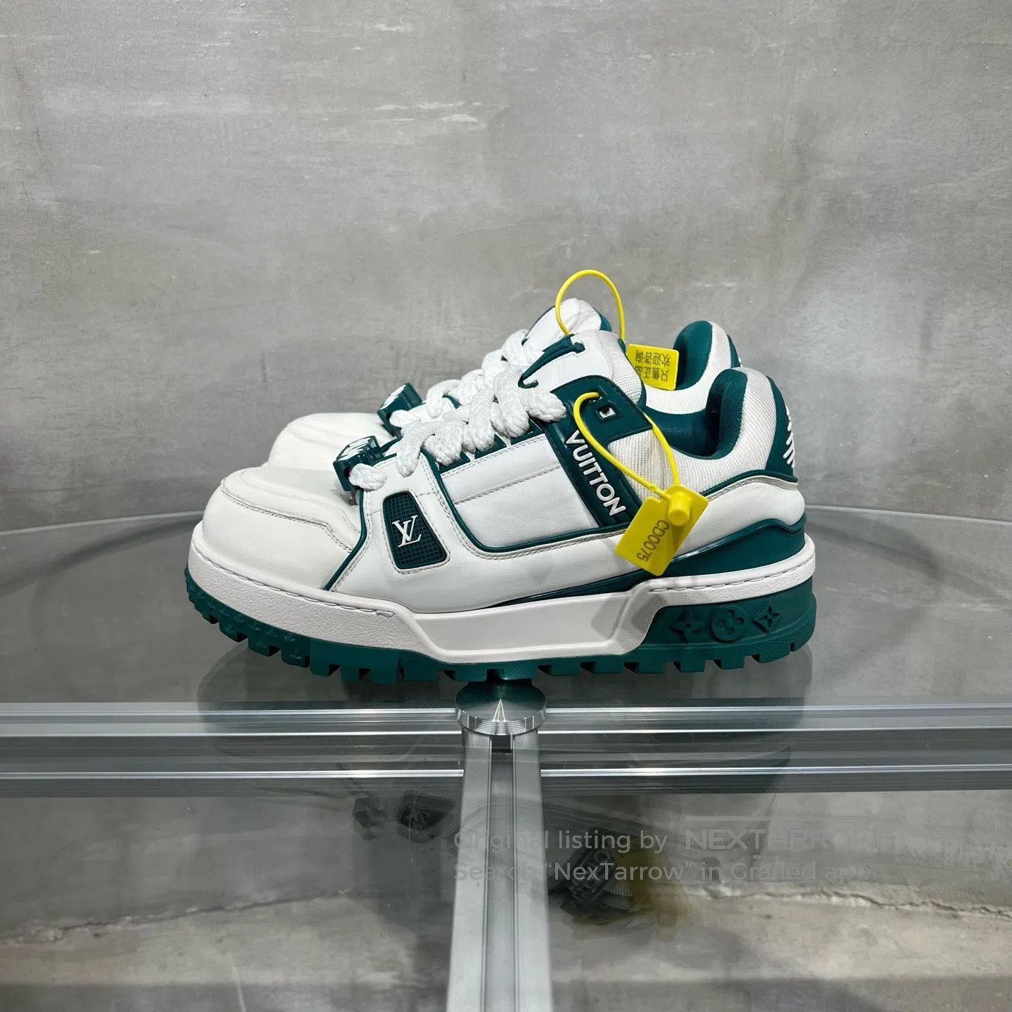 Louis Vuitton Louis Vuitton Little Blue Dragon, chubby-ding shoes Size ONE SIZE - 3 Thumbnail