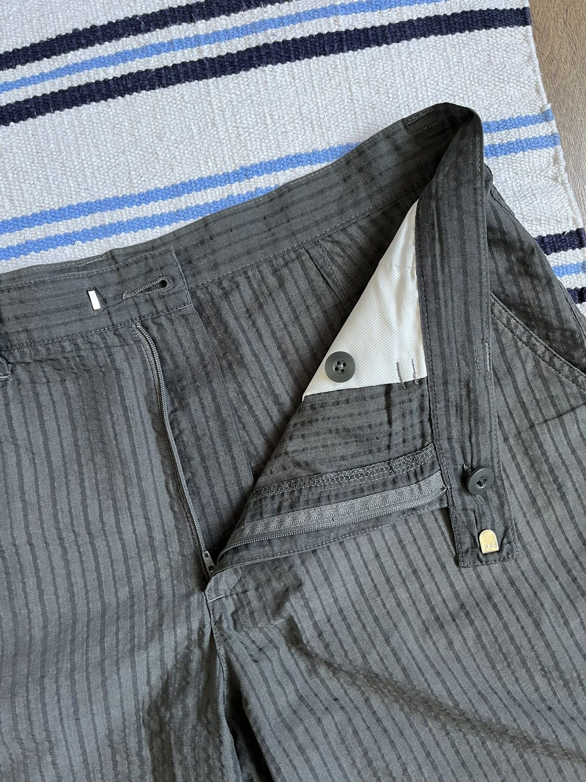 Patagonia Vintage Patagonia Organic Cotton Grey Unisex Shorts Size US 34 / EU 50 - 2 Thumbnail