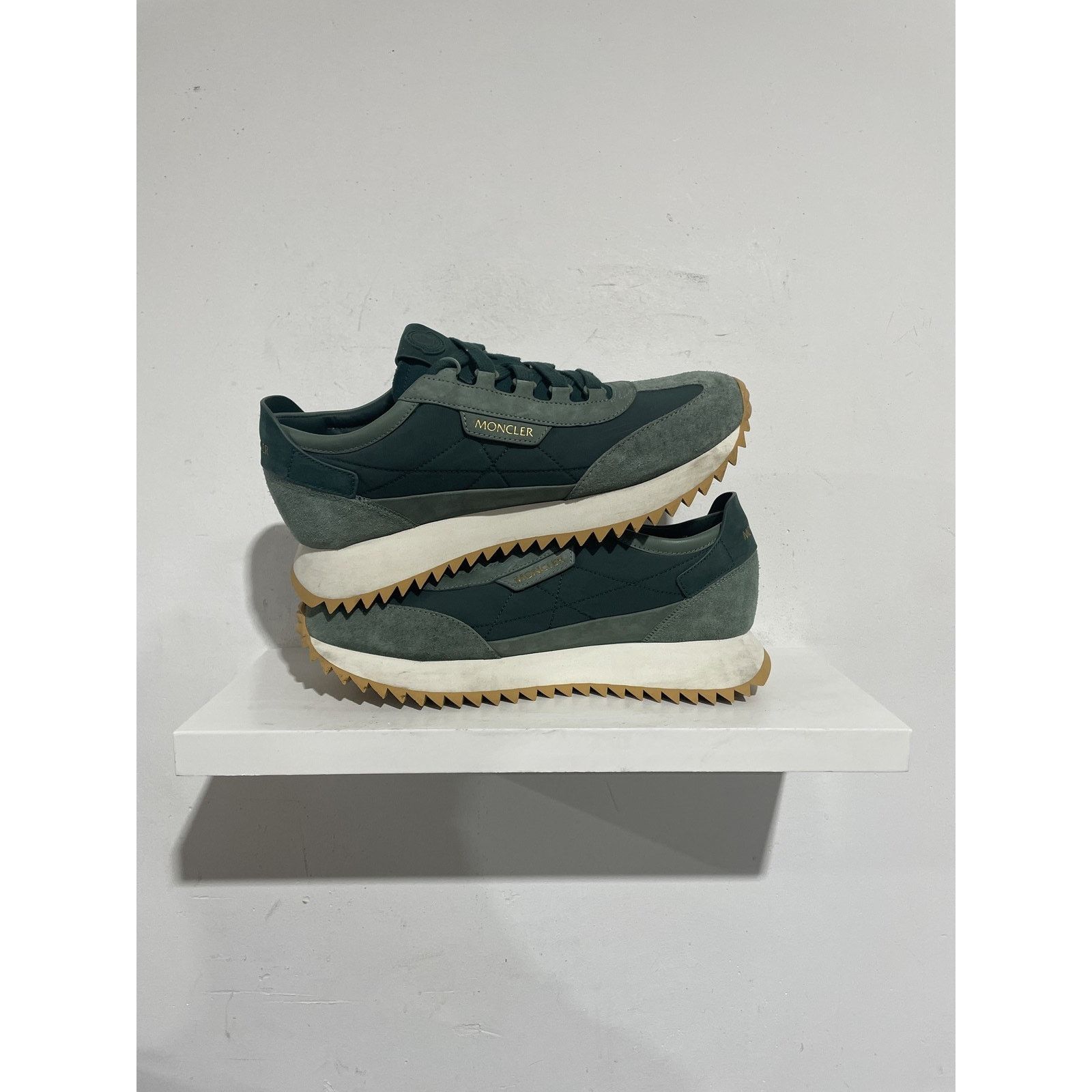 Moncler MONCLER PACEY 2 GREEN SNEAKER SIZE 41 (US 8) PREOWNED Size US 8 / EU 41 - 2 Thumbnail