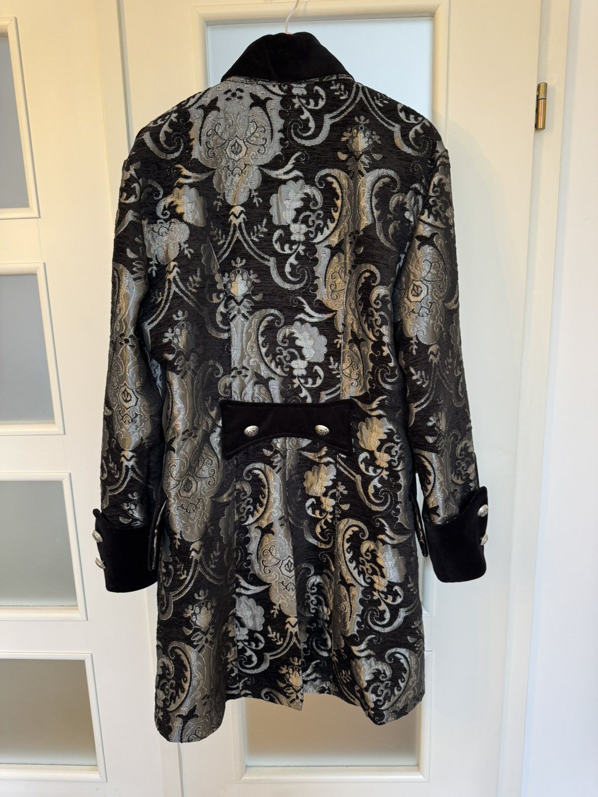 Other Shrine of Hollywood Dragon Coat Silver/Black Tapestry Size US L / EU 52-54 / 3 - 10 Thumbnail