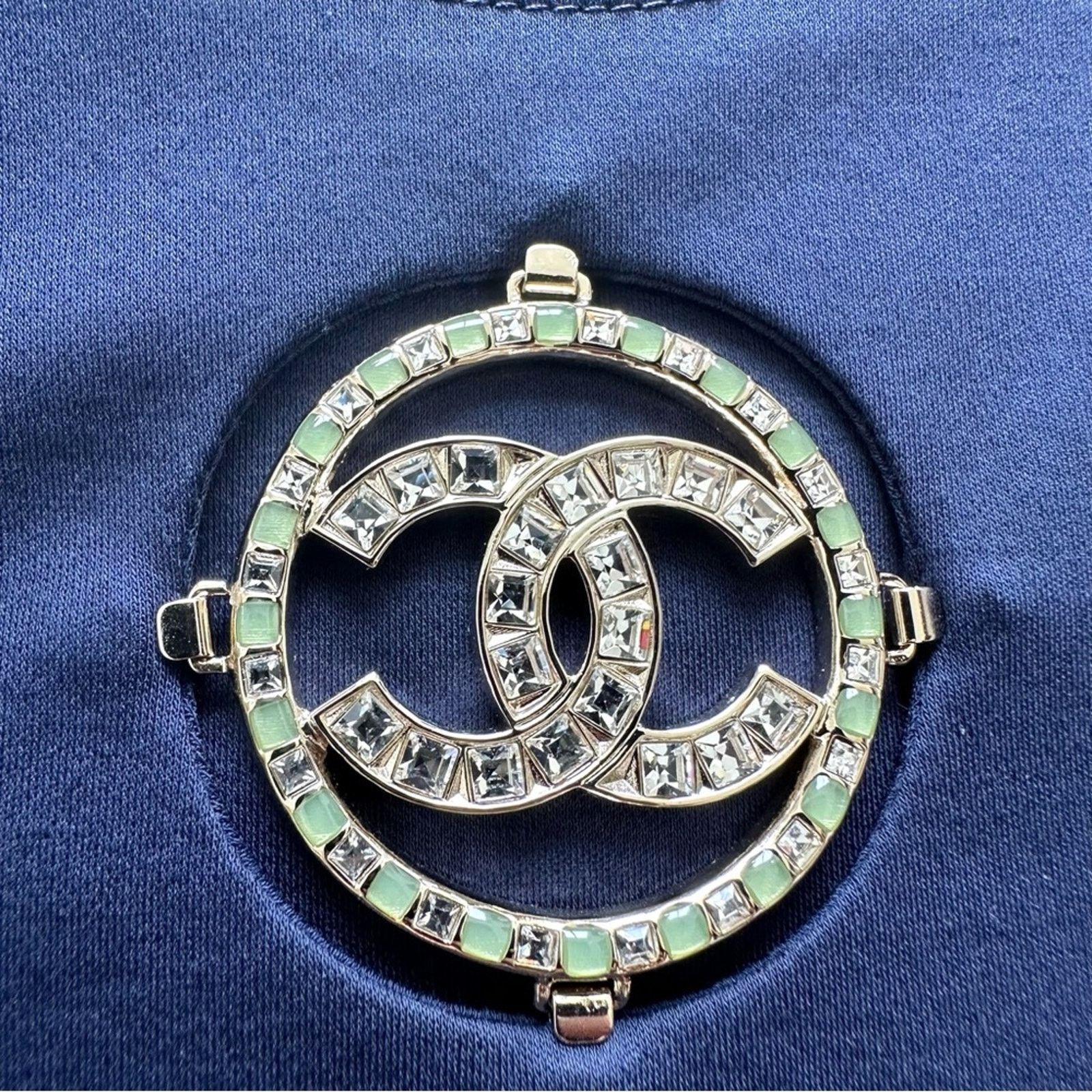 Chanel CHANEL T-shirt size 38/40 FR or 8 US Authentic Retail 1550$ Size M / US 6-8 / IT 42-44 - 6 Thumbnail