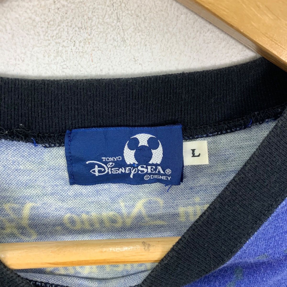 Disney Vintage DISNEY TOKYO SEA 20000 Leagues Under Sea Tee Shirt Size S / US 4 / IT 40 - 10 Thumbnail