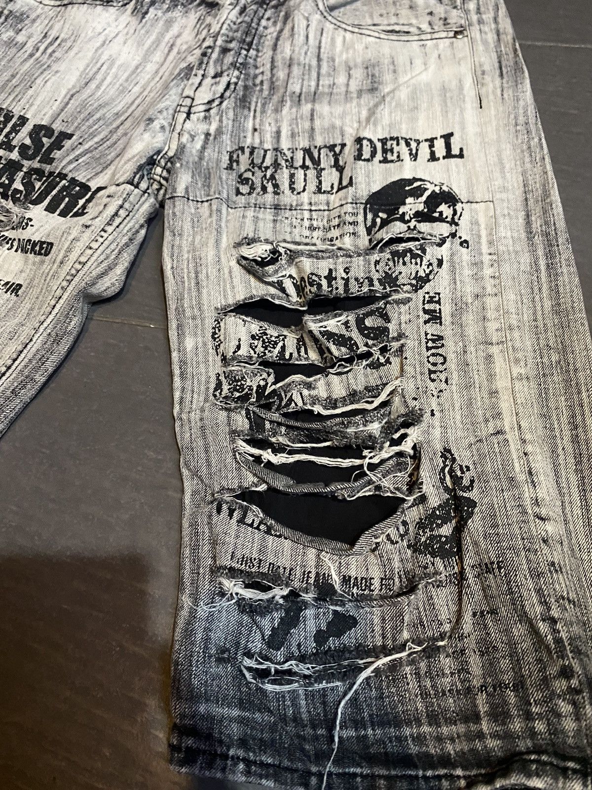 Hysteric Glamour × Japanese Brand Funny Devil skulls distressed skull 💀 Size US 31 - 2 Thumbnail