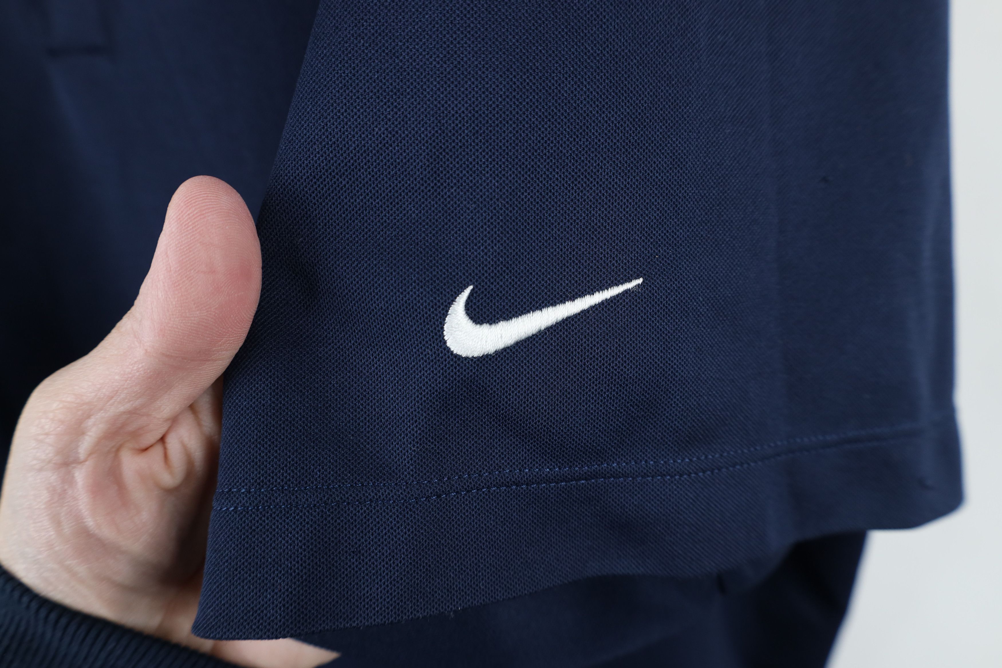 Nike × Vintage Vintage Y2K Nike Golf Mini Swoosh Knit Golfing Polo Shirt Size US XL / EU 56 / 4 - 4 Thumbnail