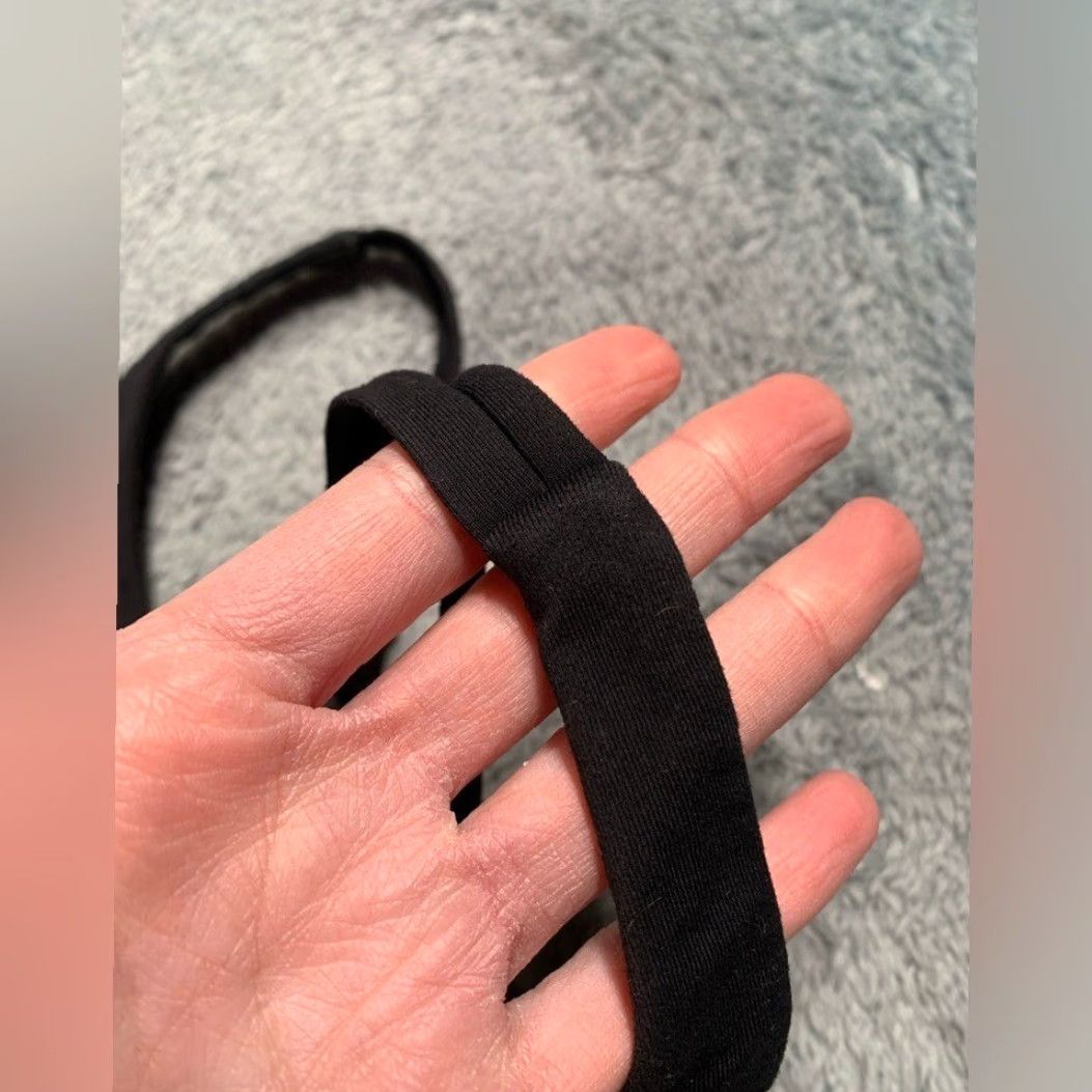 Lululemon Lululemon Bra Sports Black Women M Soul Cycle Strappy Sports Bra 6 Womens Size ONE SIZE - 2 Thumbnail