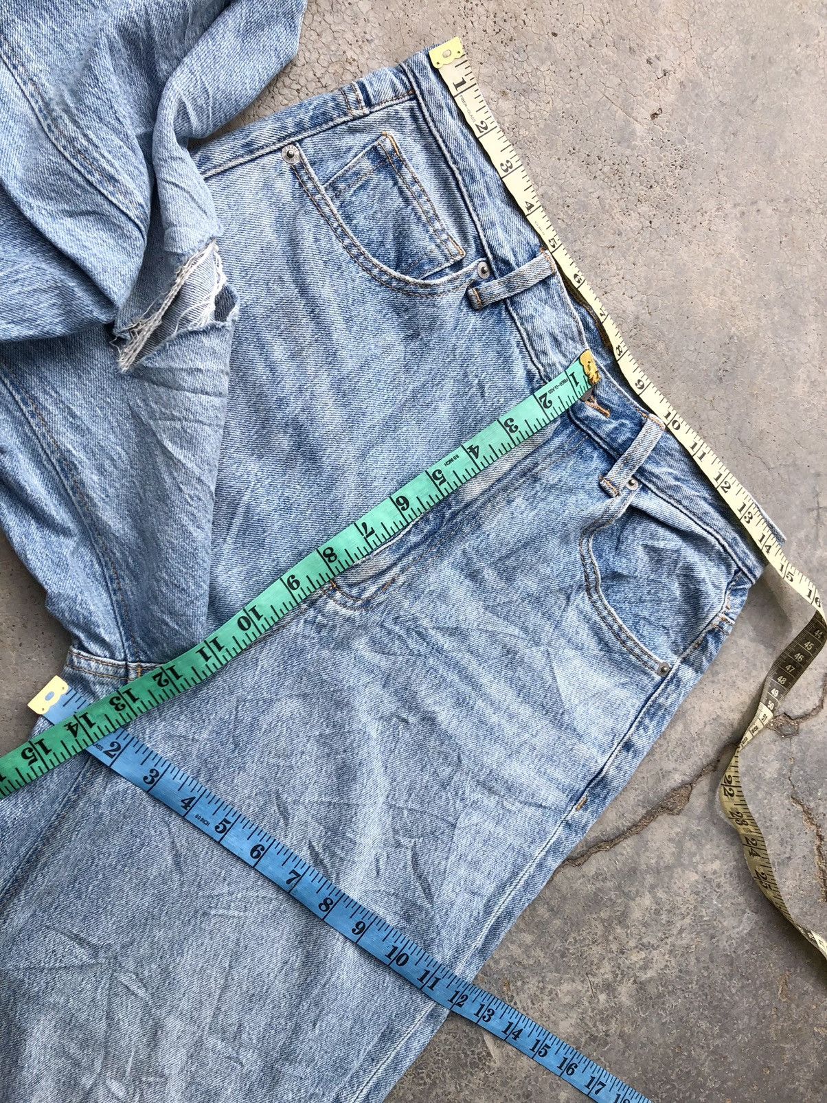 GU BAGGY DISTRESSED DENIM BY GU Size US 29 - 6 Thumbnail