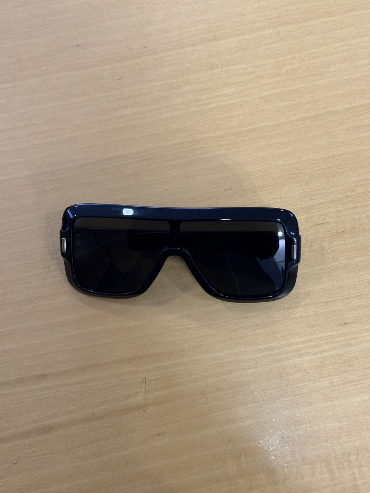 Salvatore Ferragamo Ferragamo Sunglasses SF2061SE 001 Size ONE SIZE - 5 Thumbnail