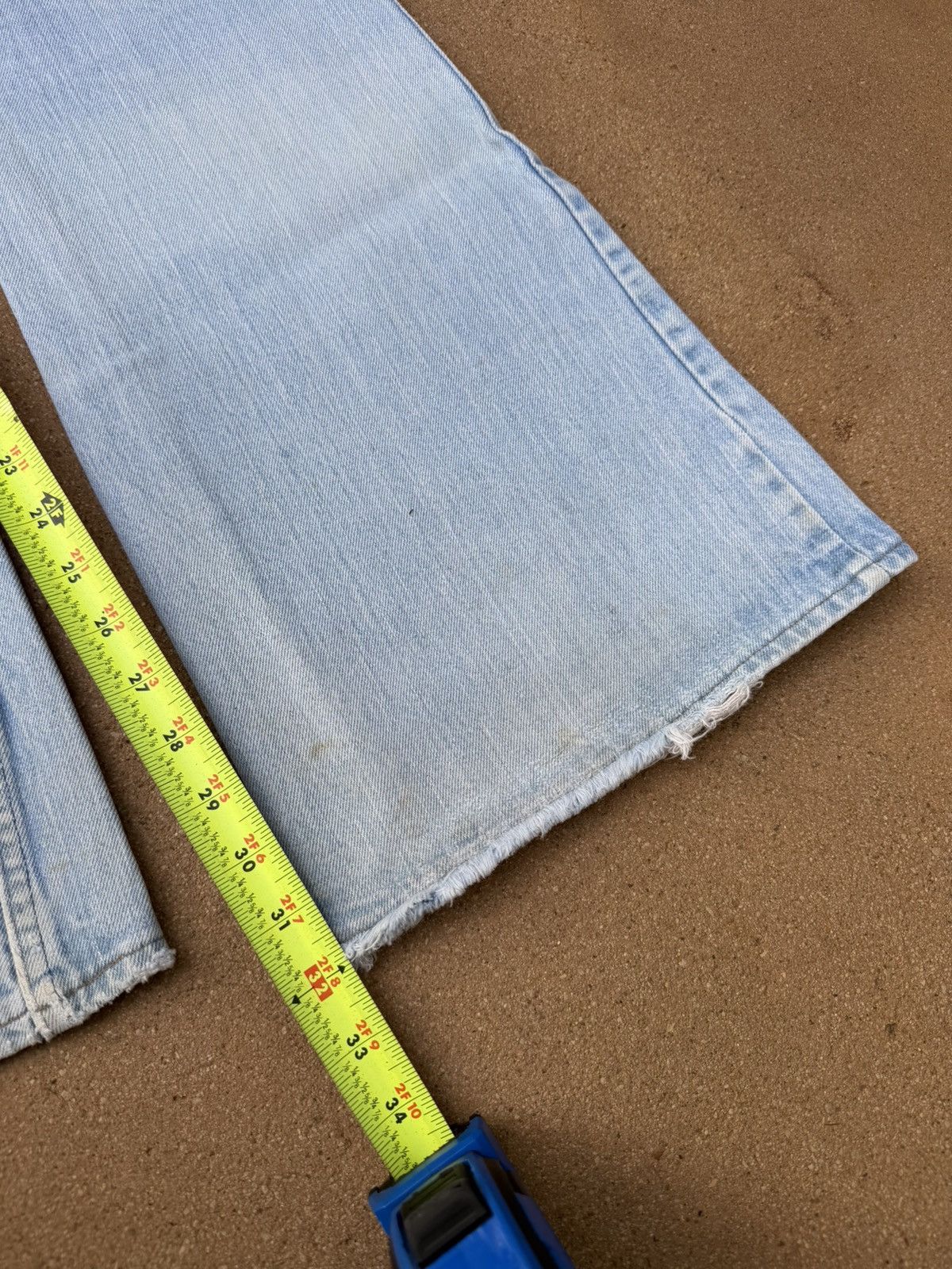 Levi's Vtg 70’s Levi’s 663 Orange Tab Bellbottom Flare Jeans 32x32 Size US 32 / EU 48 - 10 Thumbnail