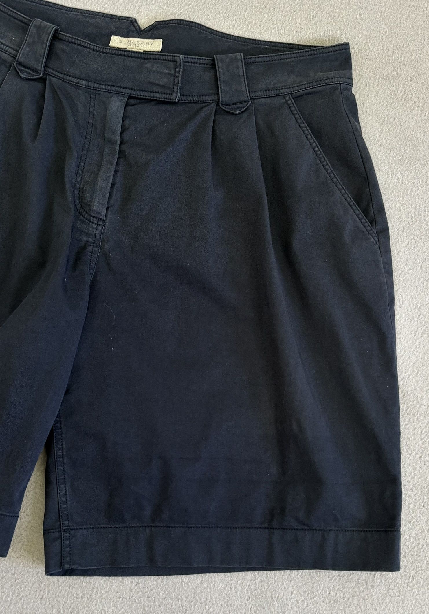 Burberry Burberry Navy shorts size 8 Size 27" / US 4 / IT 40 - 6 Thumbnail