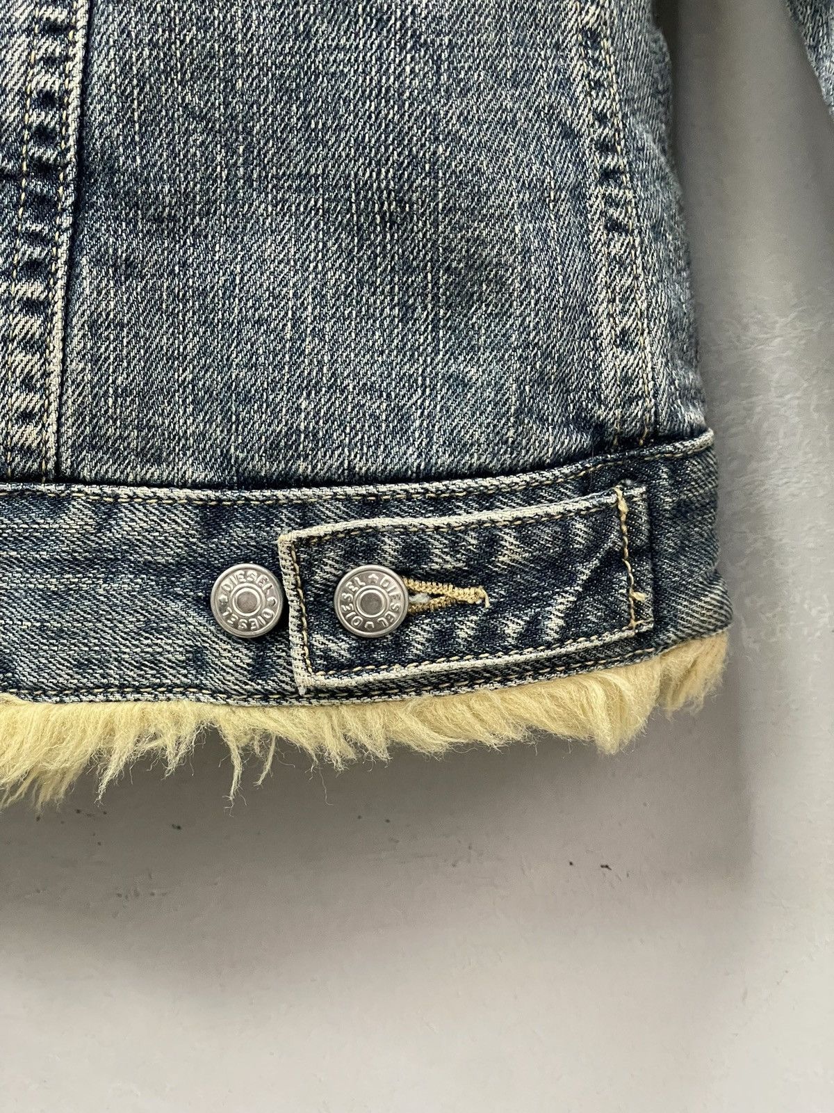 Diesel Diesel Faux Fur Denim Jacket Y2K hysteric glamour Style Size S / US 4 / IT 40 - 15 Thumbnail