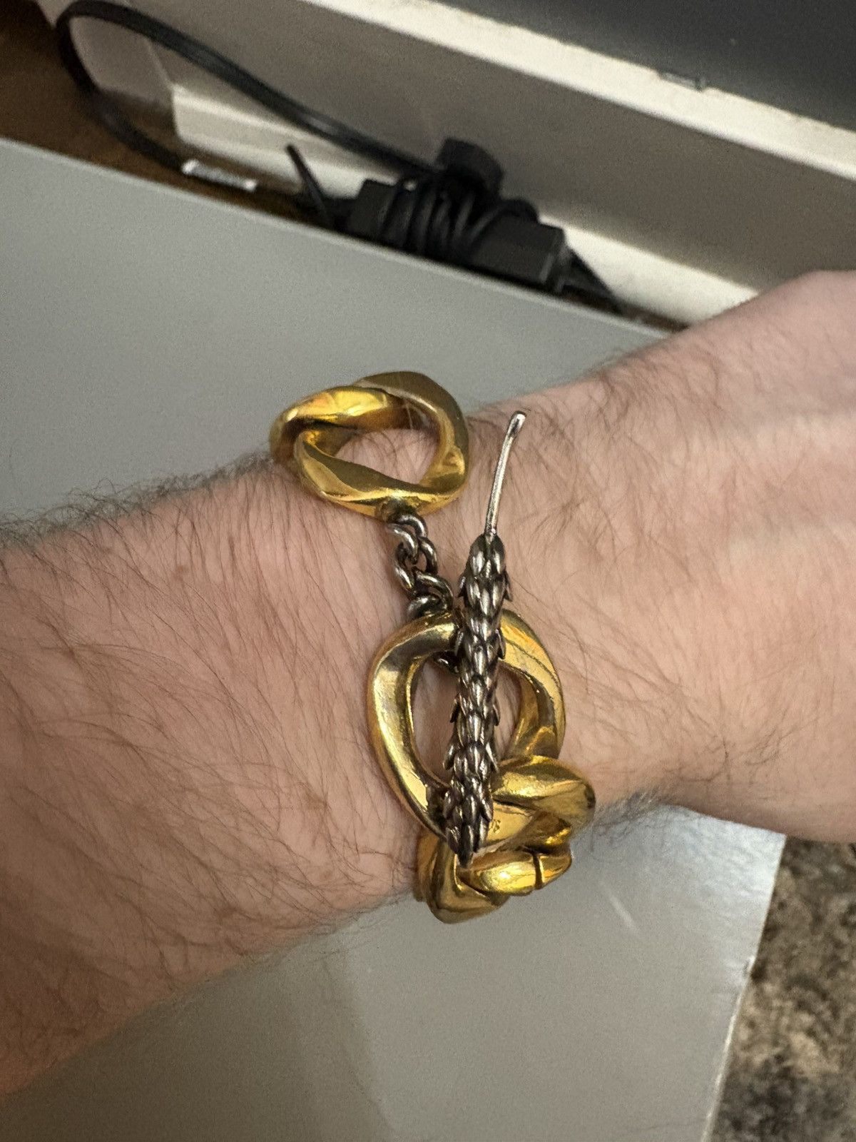 Jacquemus Jacquemus Bracelet Gold Chunky Link Feather Bracelet Size ONE SIZE - 1 Thumbnail