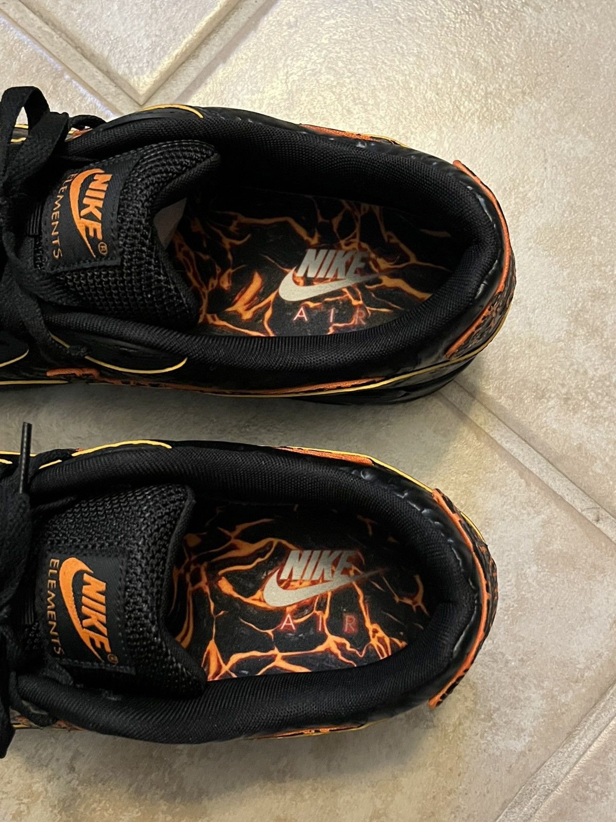 Nike AIR MAX 90 ‘VOLCANO’ Size US 10.5 / EU 43-44 - 4 Thumbnail