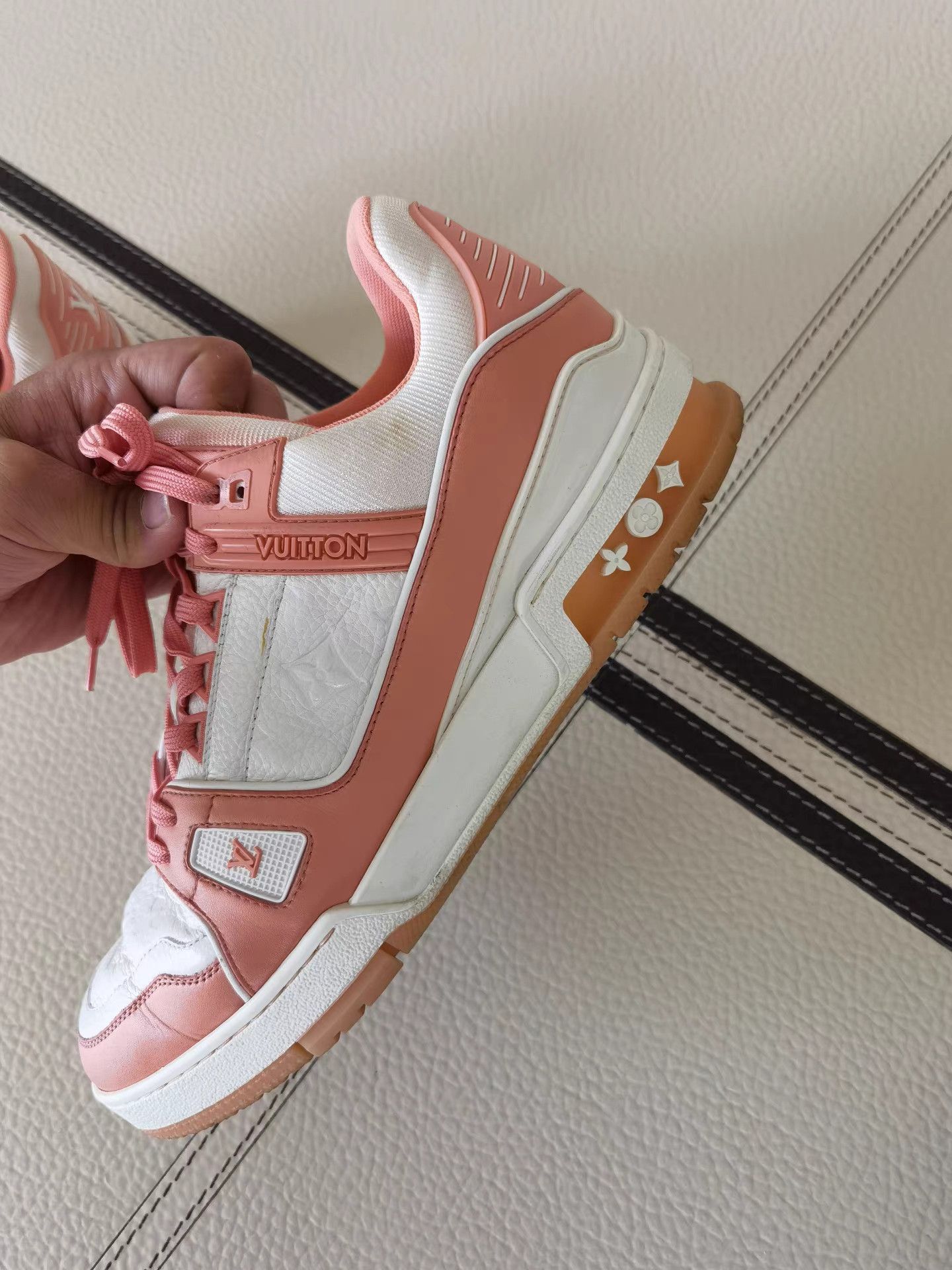 Louis Vuitton Louis Vuitton Trainer Sneakers K17 Size US 8.5 / EU 41-42 - 3 Thumbnail