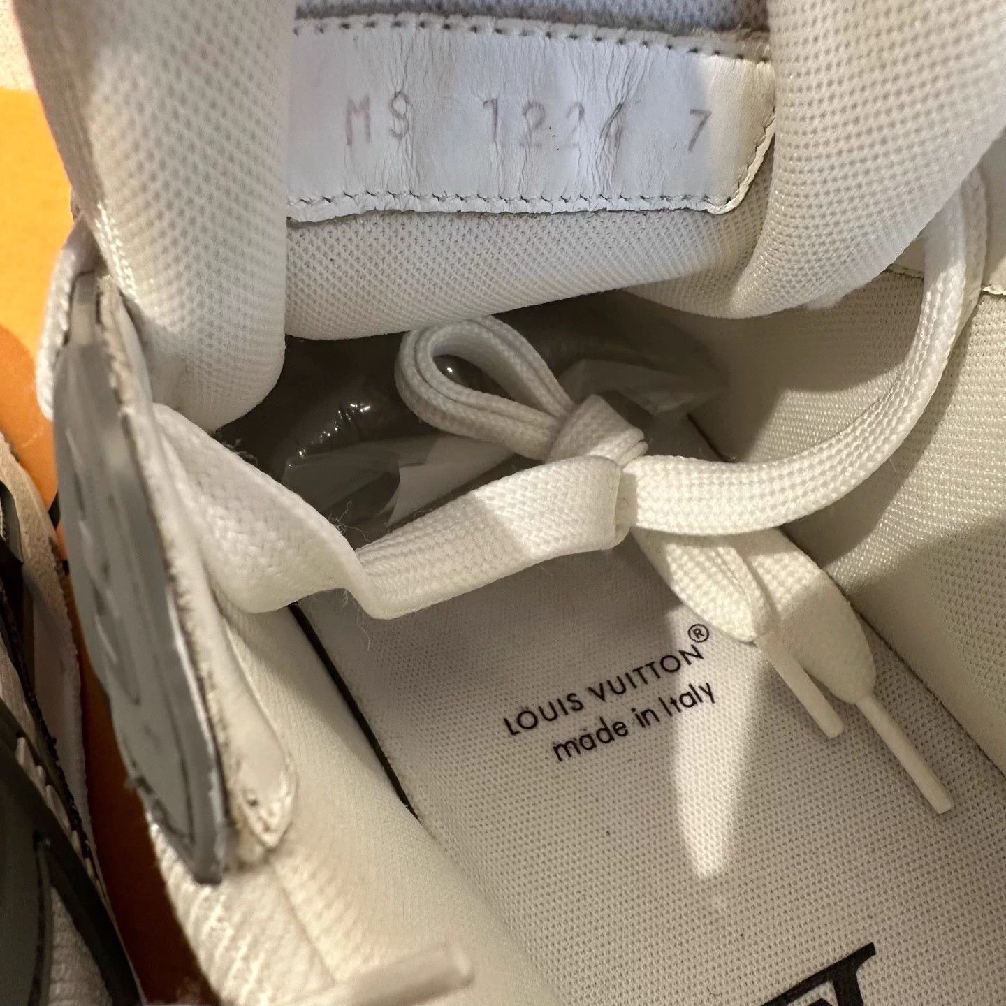 Louis Vuitton lv Trainer gray white denim 41 99 New Size US 8 / EU 41 - 4 Thumbnail