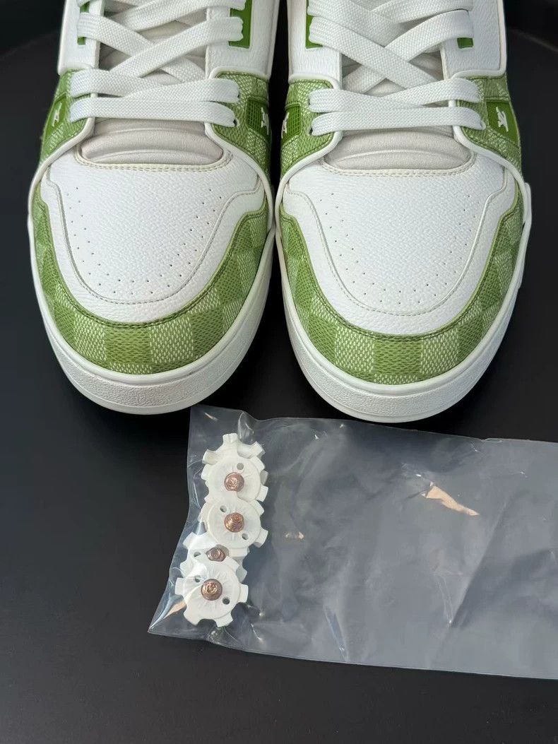 Louis Vuitton Louis Vuitton Golf series white and green checkerboard sho Size US 10 / EU 43 - 5 Thumbnail