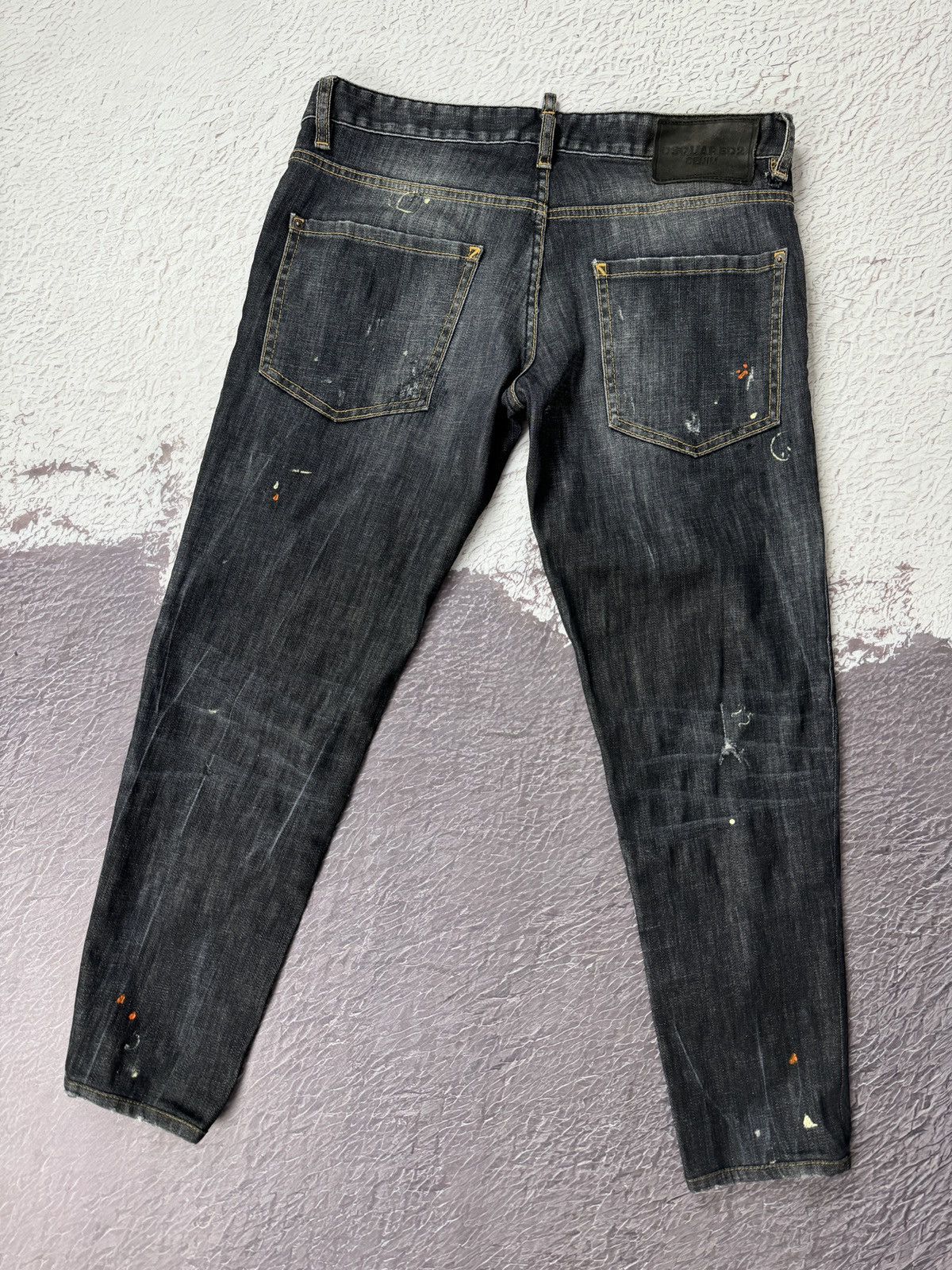 Dsquared2 Dsquared2 black distressed faded painted cropped jeans skiny Size US 34 / EU 50 - 2 Thumbnail
