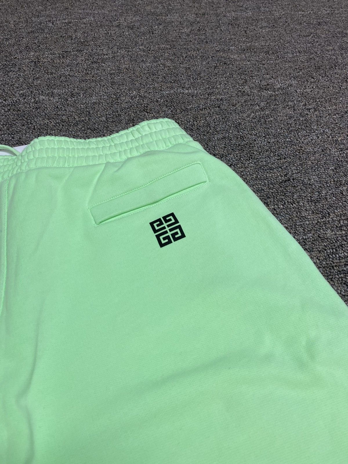Givenchy Givenchy shorts | New | Size XL Size US 36 / EU 52 - 10 Thumbnail