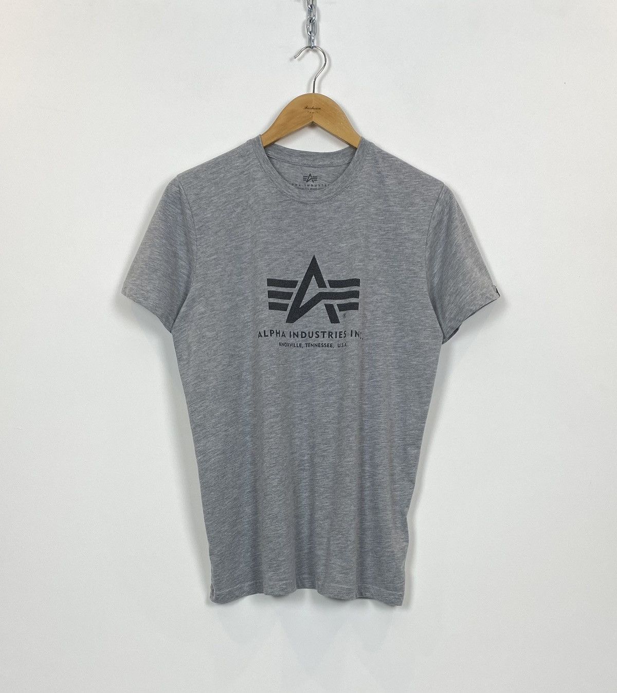 Alpha Industries Alpha Industries Short Sleeve T-Shirt Grey Men’s Size S Grey Size US S / EU 44-46 / 1 - 1 Thumbnail