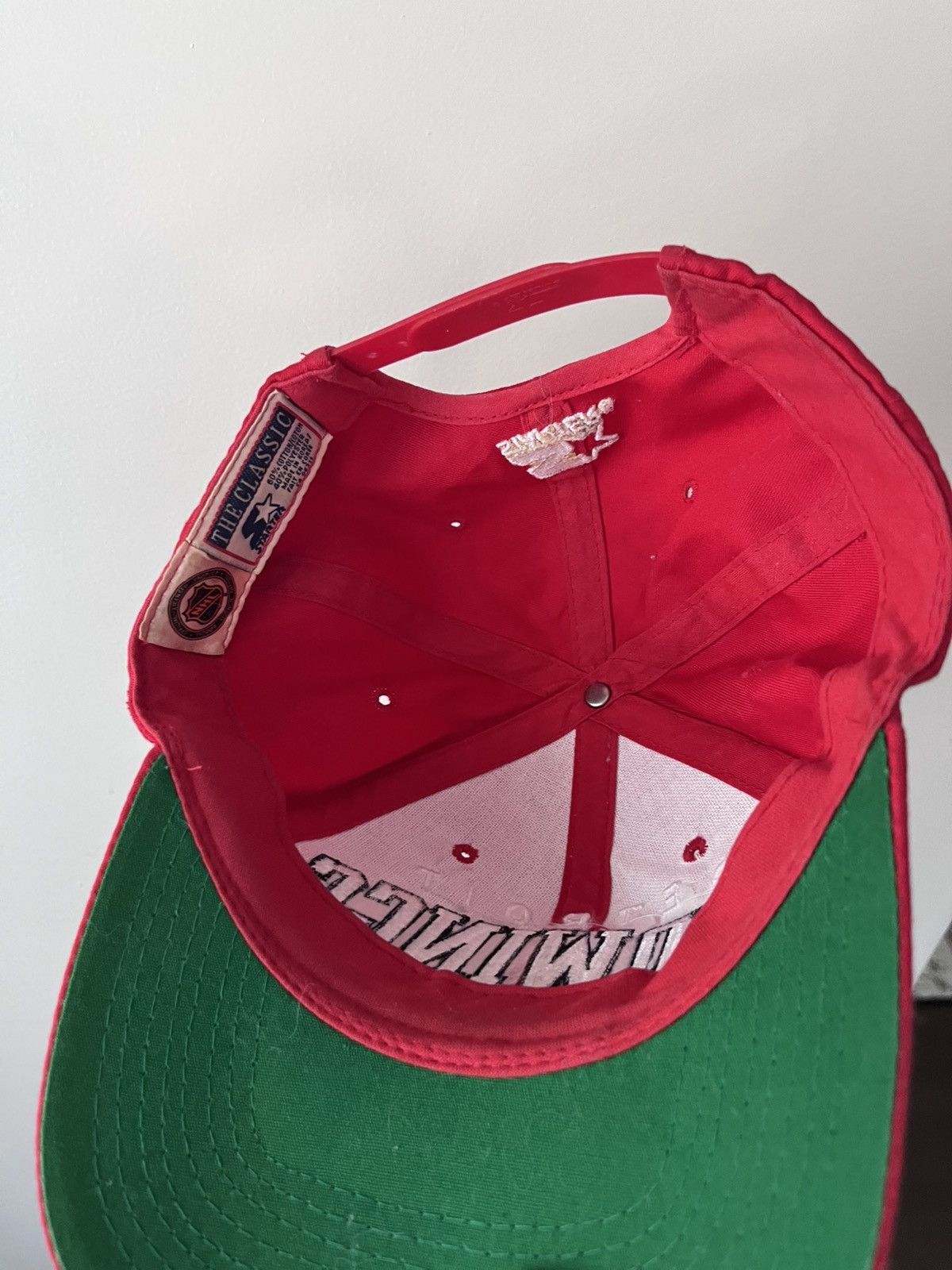 Starter Vintage Detroit Red Wings Starter Script Arch Logo Snapback Size ONE SIZE - 2 Thumbnail