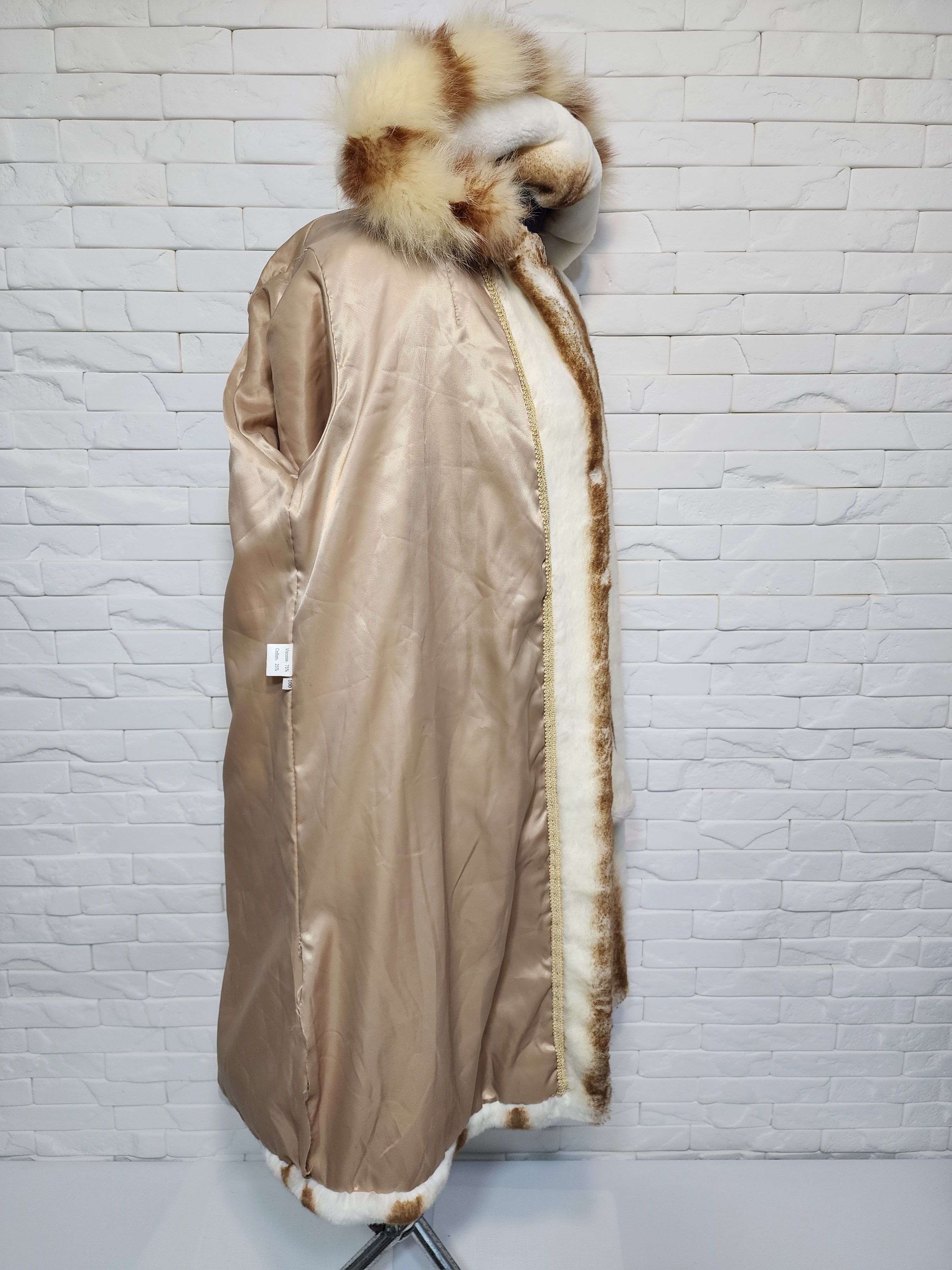 Designer Women's fur coat made of warm, reliable faux fur. Size 3XL / US 20-22 - 9 Thumbnail