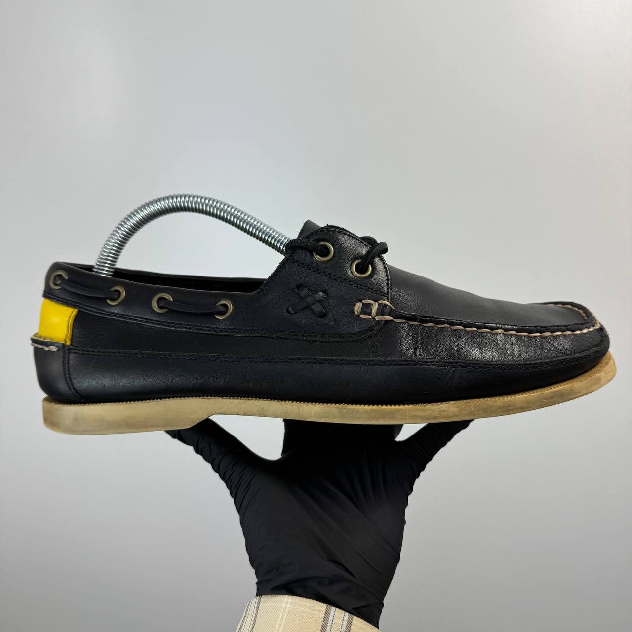 Polo Ralph Lauren Polo Ralph Lauren Black Leather Deck Boat Shoes Men’s Size US 8 / EU 41 - 5 Thumbnail