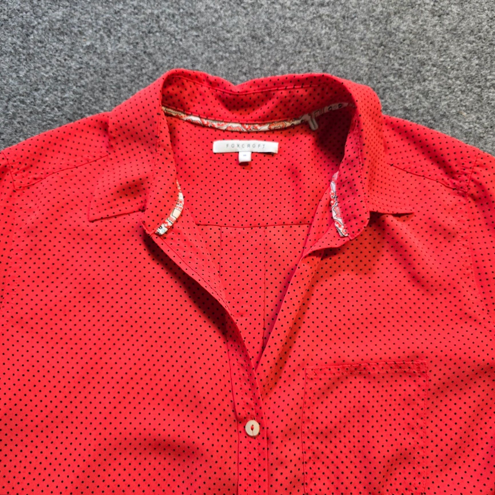 Vintage Foxcroft Blouse Women Size 16 Red Polka Dot Long Sleeve Sheer Non-Iron Button Front Career Casual Shirt Size XXL / US 16-18 / IT 52-54 - 2 Thumbnail