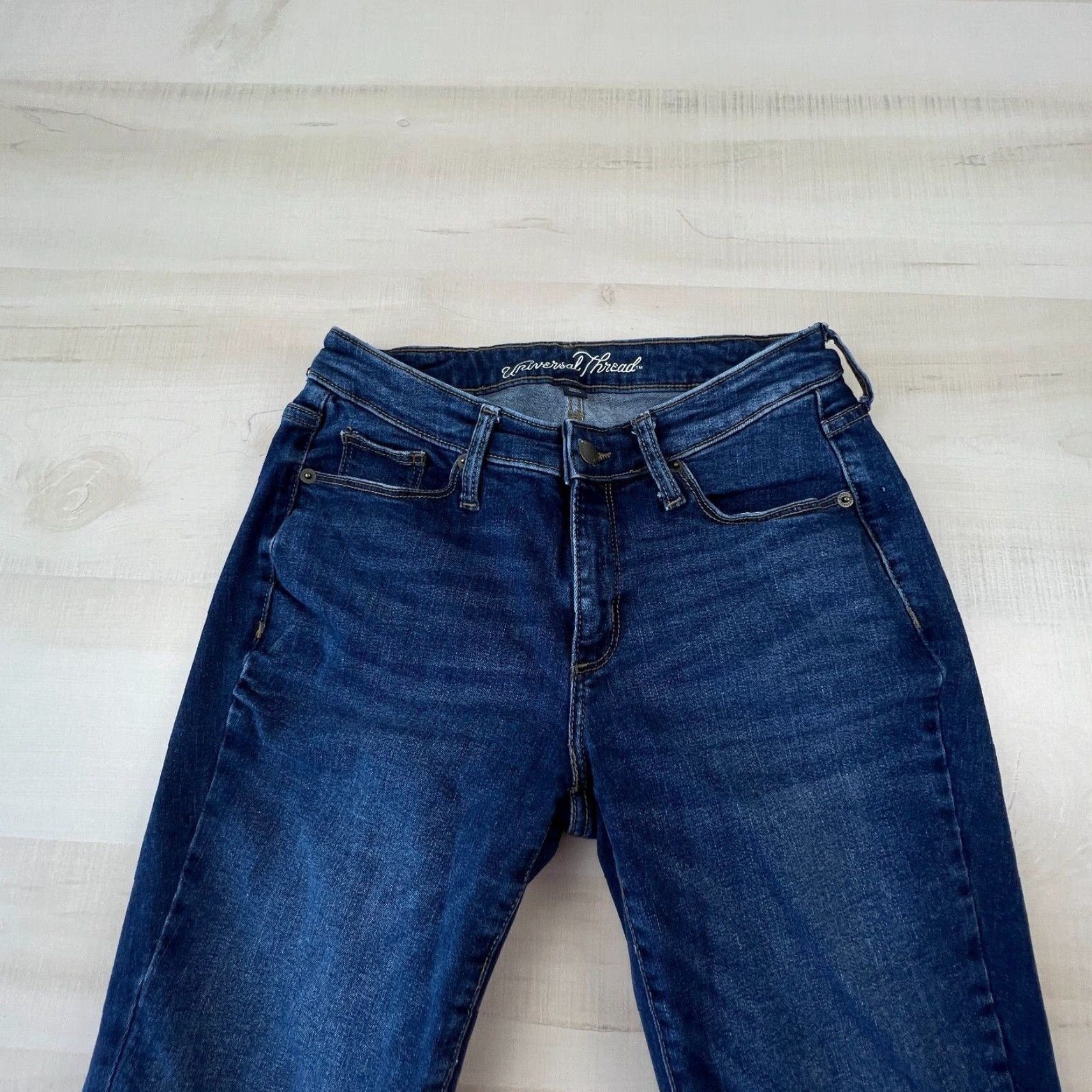 Vintage Universal Thread Womens Curvy Skinny Jeans Medium Wash Size 27" / US 4 / IT 40 - 2 Thumbnail