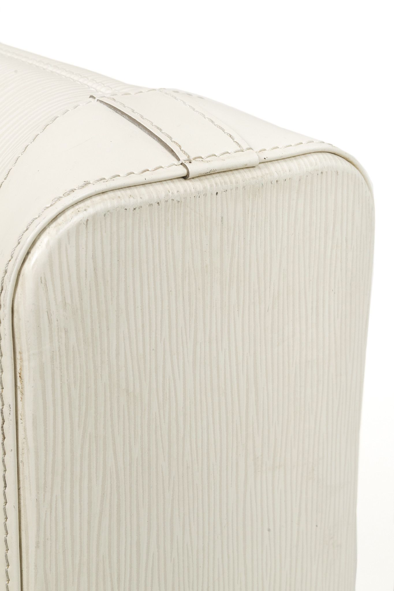 Louis Vuitton Louis Vuitton Vintage White Epi Lockit Bag Size ONE SIZE - 6 Thumbnail