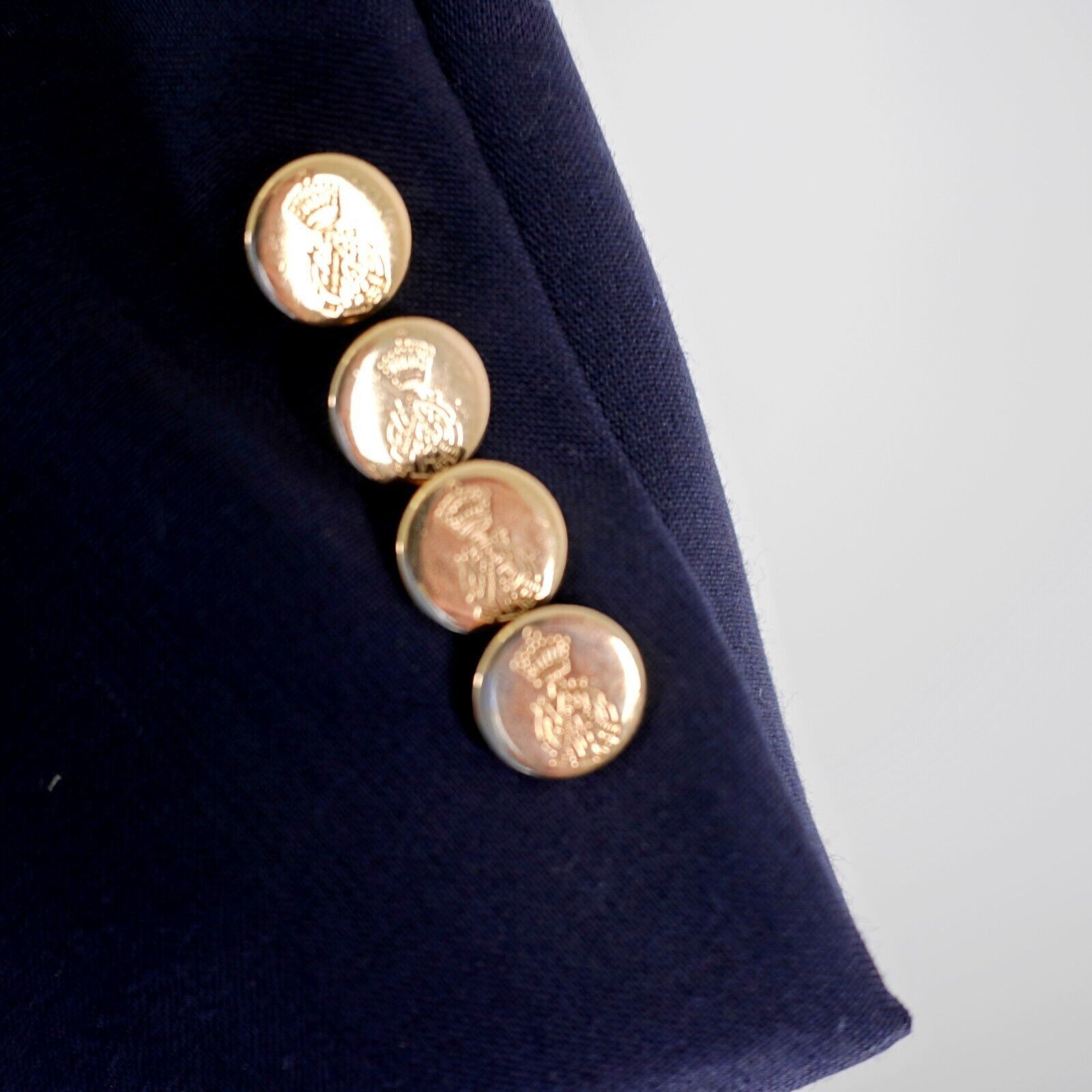 Savile Row Savile Row Wool Blue 2 Gold Button Blazer 44R Size 44R - 4 Thumbnail