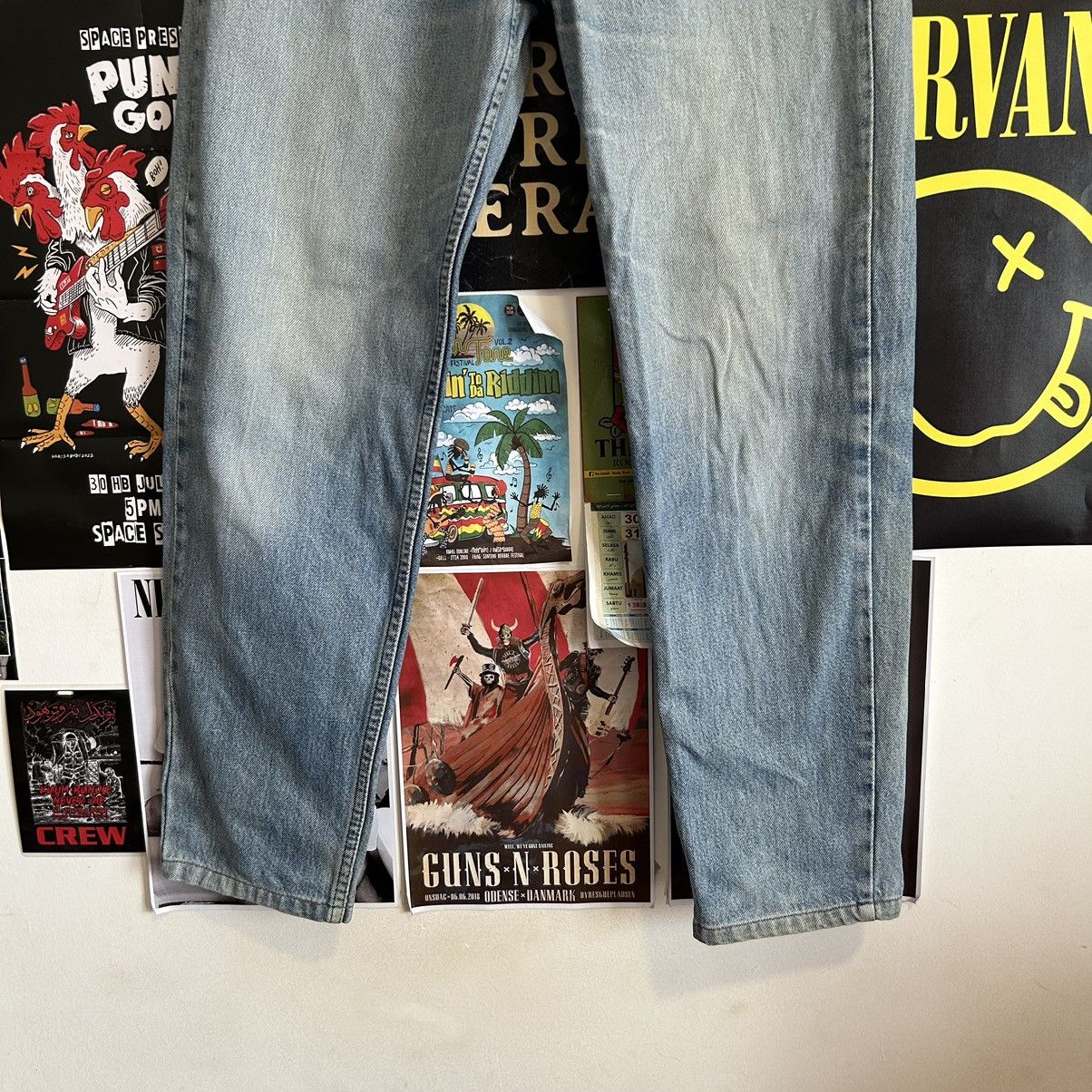 Levi's Vintage Levi’s 90s Japanese Washed Blue Distressed Denim Size US 33 - 3 Thumbnail