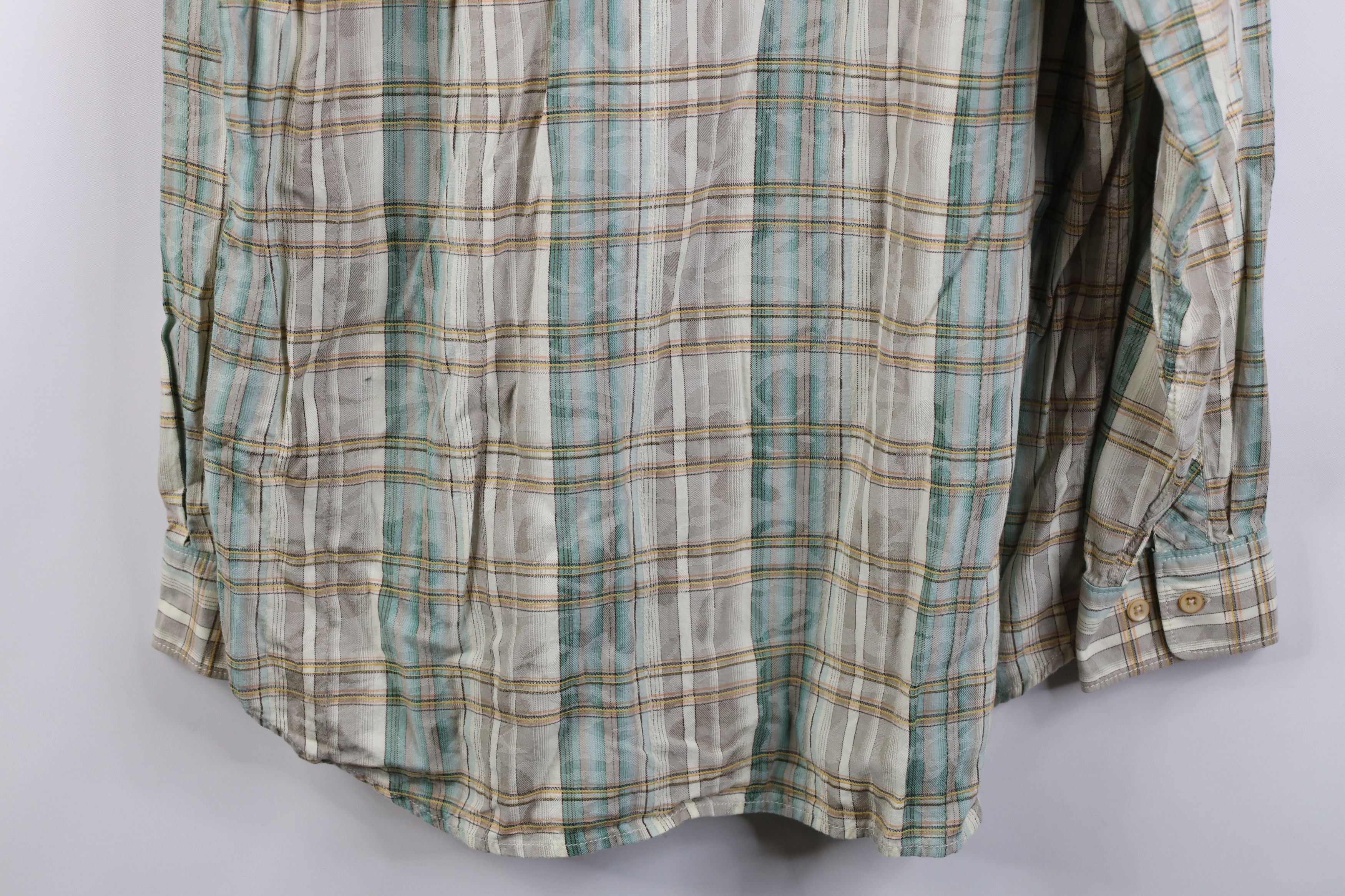 Tommy Bahama Vintage Tommy Bahama Flower Collared Button Shirt Plaid Size US L / EU 52-54 / 3 - 11 Thumbnail