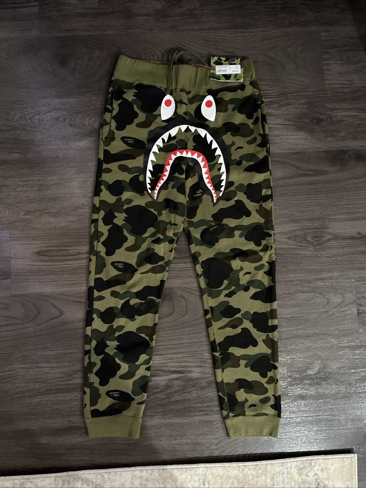 Bape BAPE 1st Camo Green Shark Pants Size US 32 / EU 48 - 1 Thumbnail
