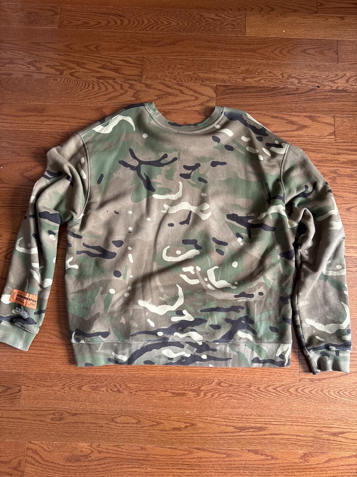 Heron Preston Heron Preston Camo Sweatshirt Size US L / EU 52-54 / 3 - 3 Thumbnail