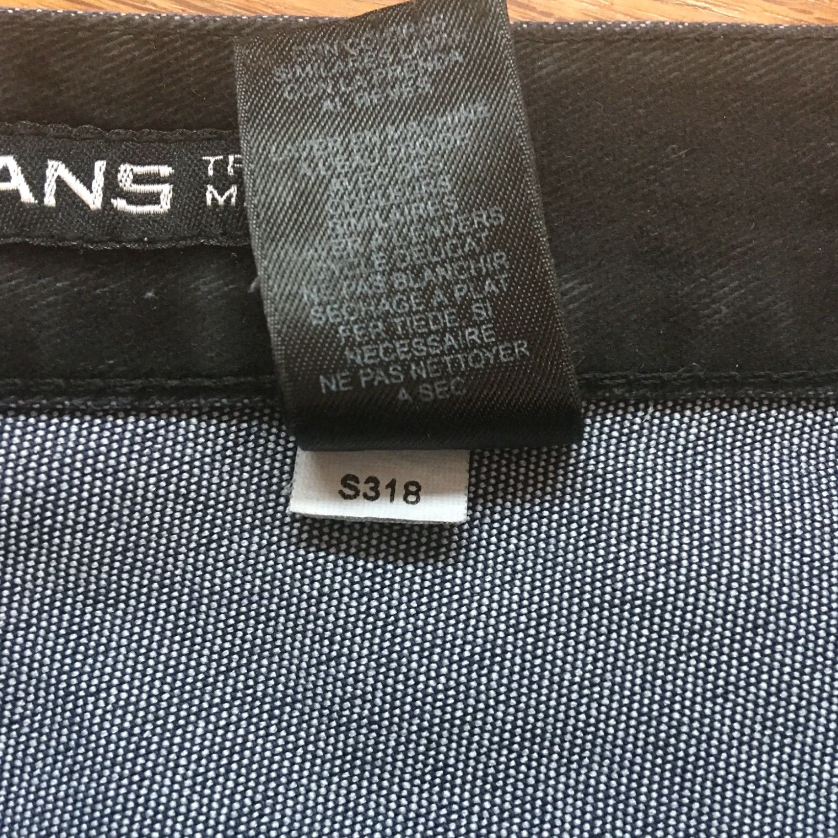 DKNY VINTAGE? DKNY Jeans EST 1989 Trade Mark Womens Casual Denim Black Jeans Size 11 Size 32" / US 10 / IT 46 - 6 Thumbnail