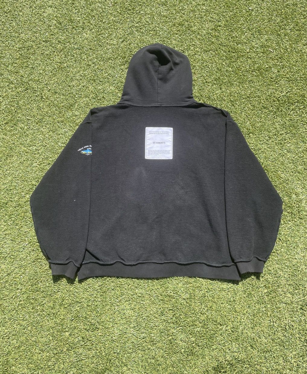 Vetements Oversized Vetements Inside-Out Shark Zip-Up Size US L / EU 52-54 / 3 - 6 Thumbnail