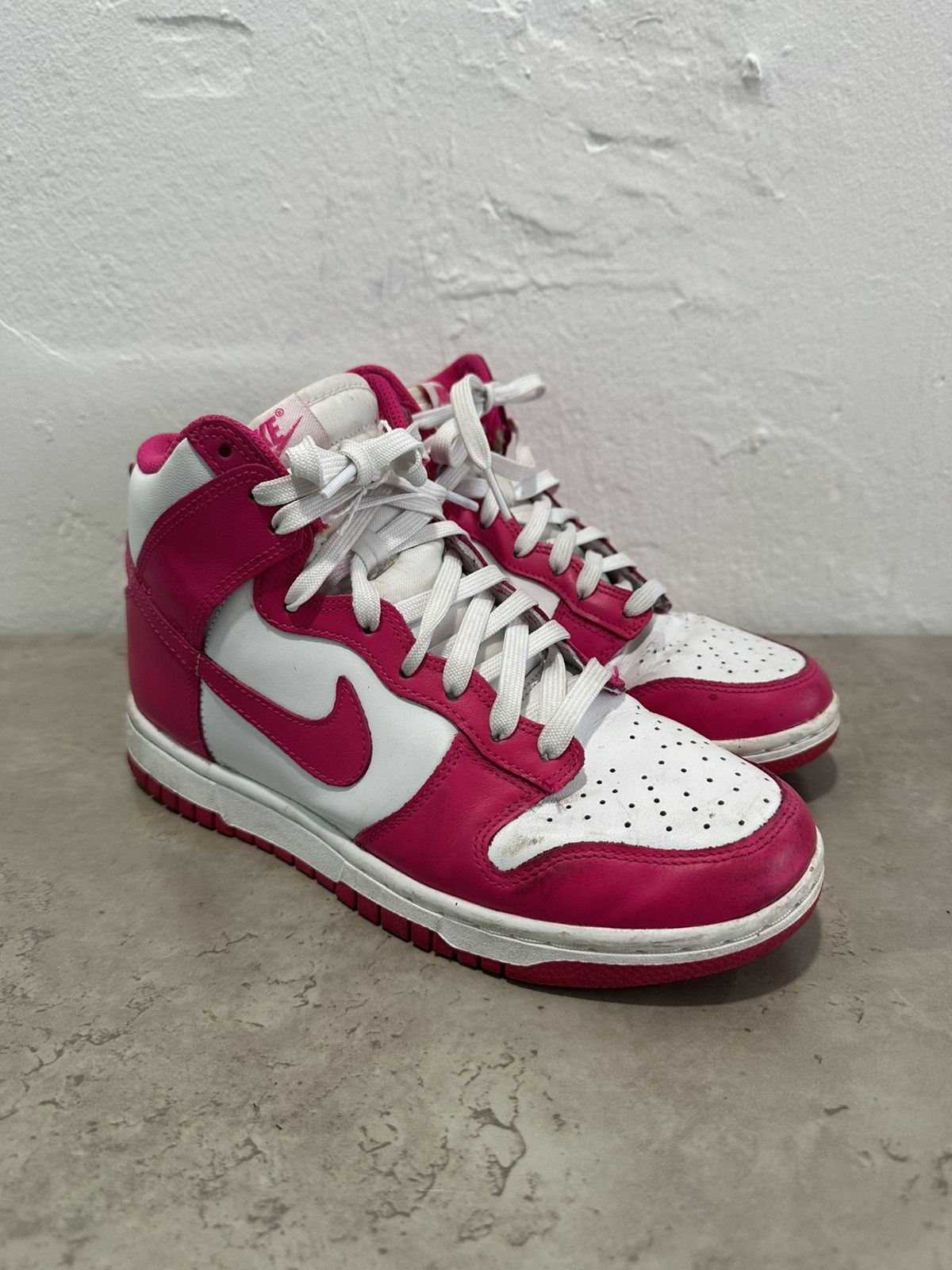 Nike Nike Dunk High PINK Size US 7 / IT 37 - 1 Thumbnail