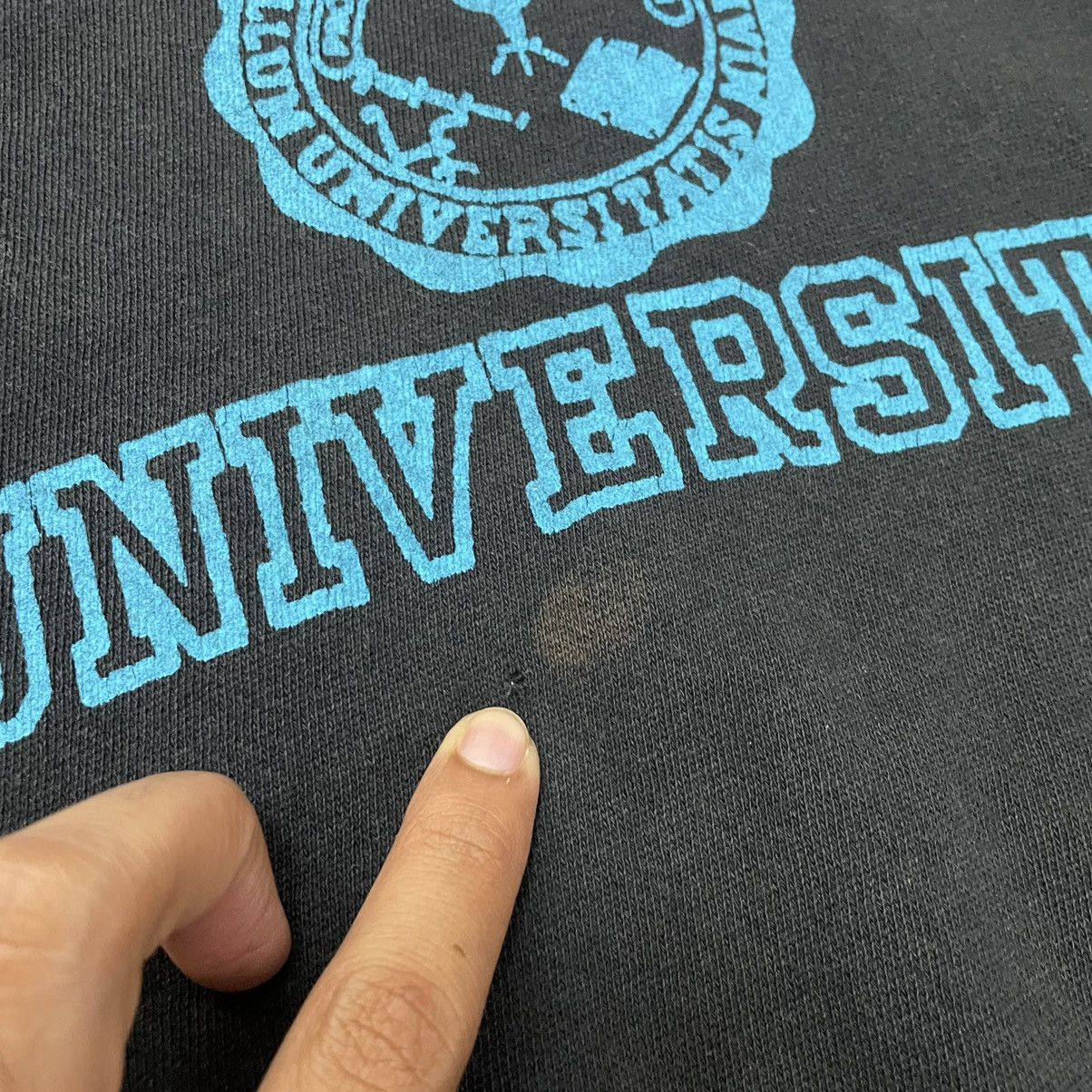 Vintage Vintage 1980s Miami University Crewneck Sweatshirt Size US L / EU 52-54 / 3 - 3 Thumbnail