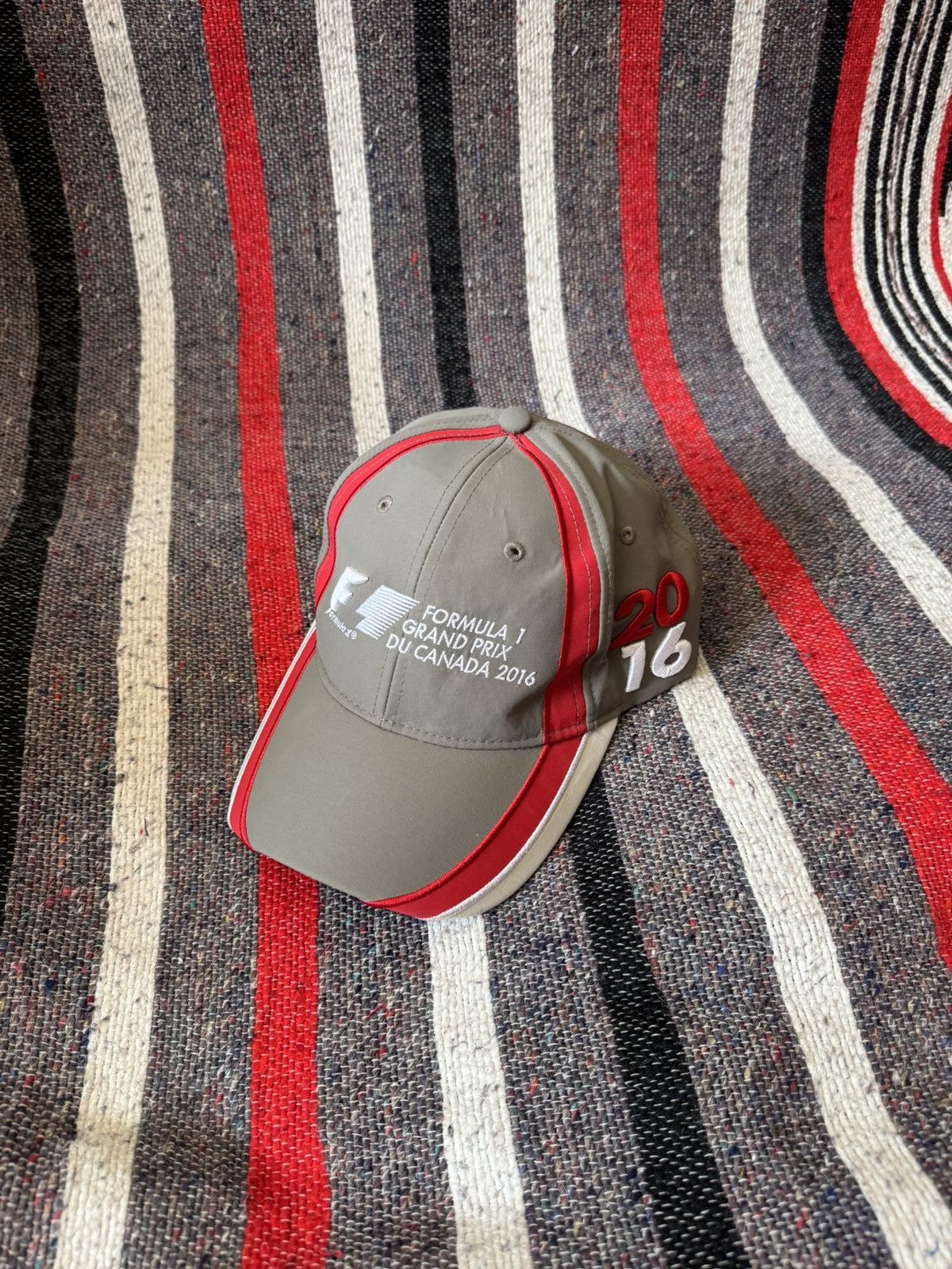 Other Canada 2016 Grand-Prix Formula 1 Racing Marlboro Hat Size ONE SIZE - 1 Thumbnail