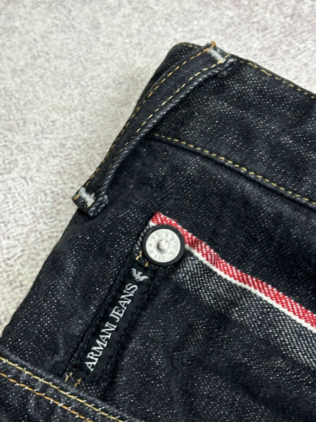 Armani Vintage Armani Metal Logo Baggy Denim Jeans Pants 33 Size US 33 - 9 Thumbnail
