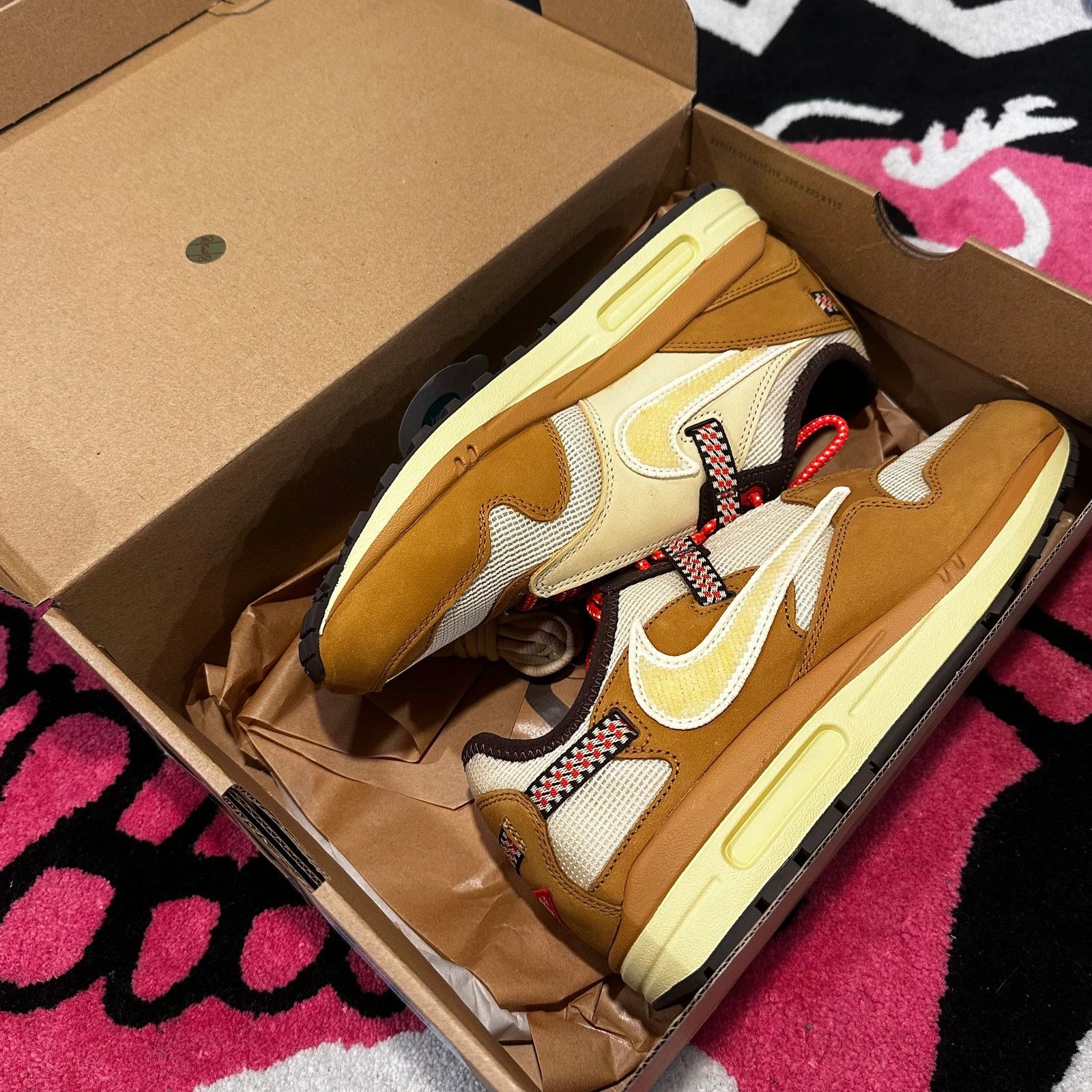 Travis Scott Nike Air Max 1 Travis Scott Cactus Jack Baroque Brown Size 8 Size US 8 / EU 41 - 7 Thumbnail