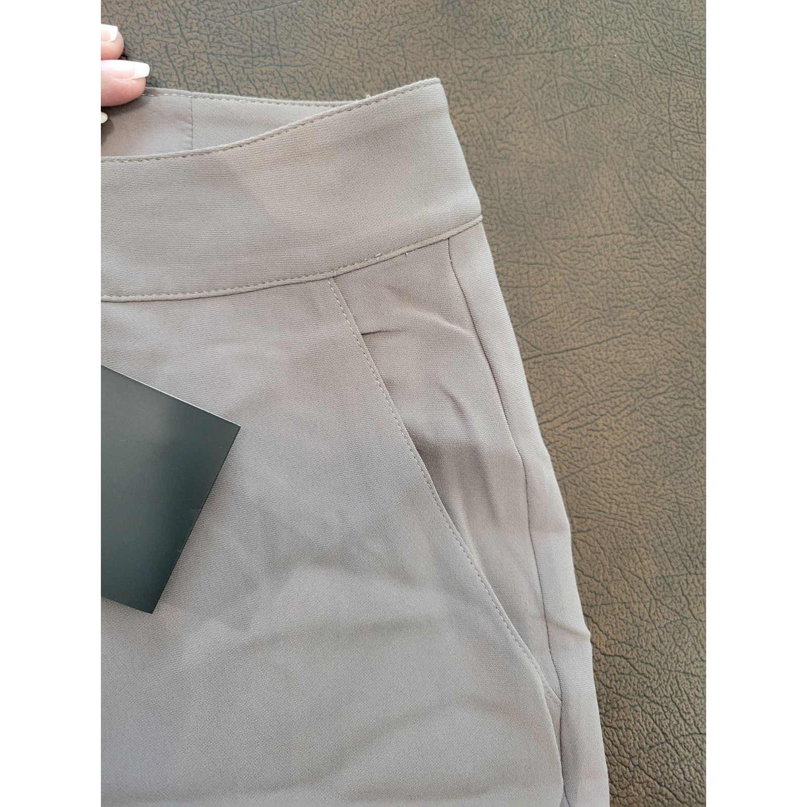 St. John St John Pants Sz 8 Khaki Dove Straight Leg Trousers $395 Size 30" / US 8 / IT 44 - 5 Thumbnail