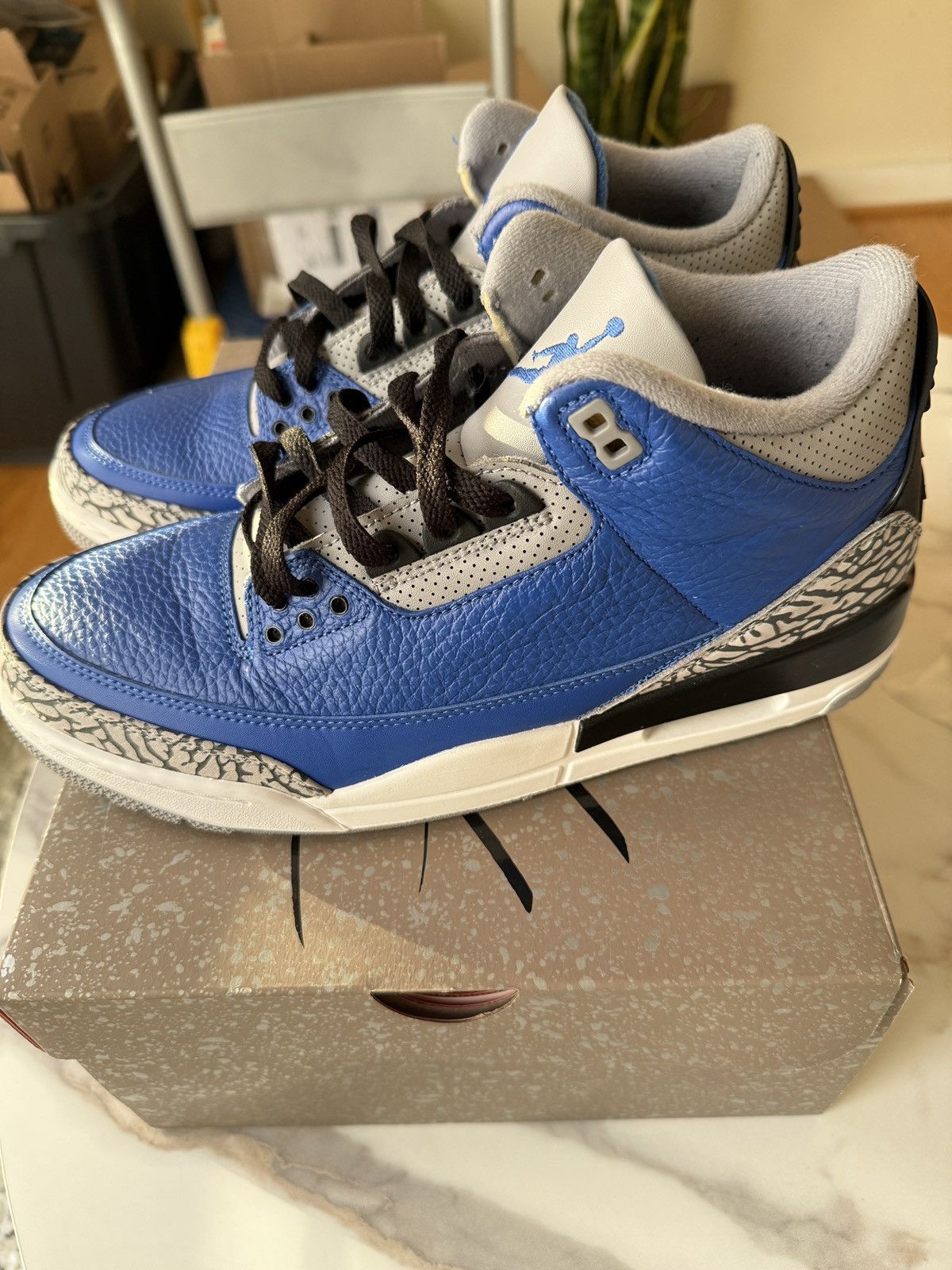 Jordan Brand Nike Air Jordan 3 Retro “Varsity Royal” Size US 10.5 / EU 43-44 - 1 Thumbnail