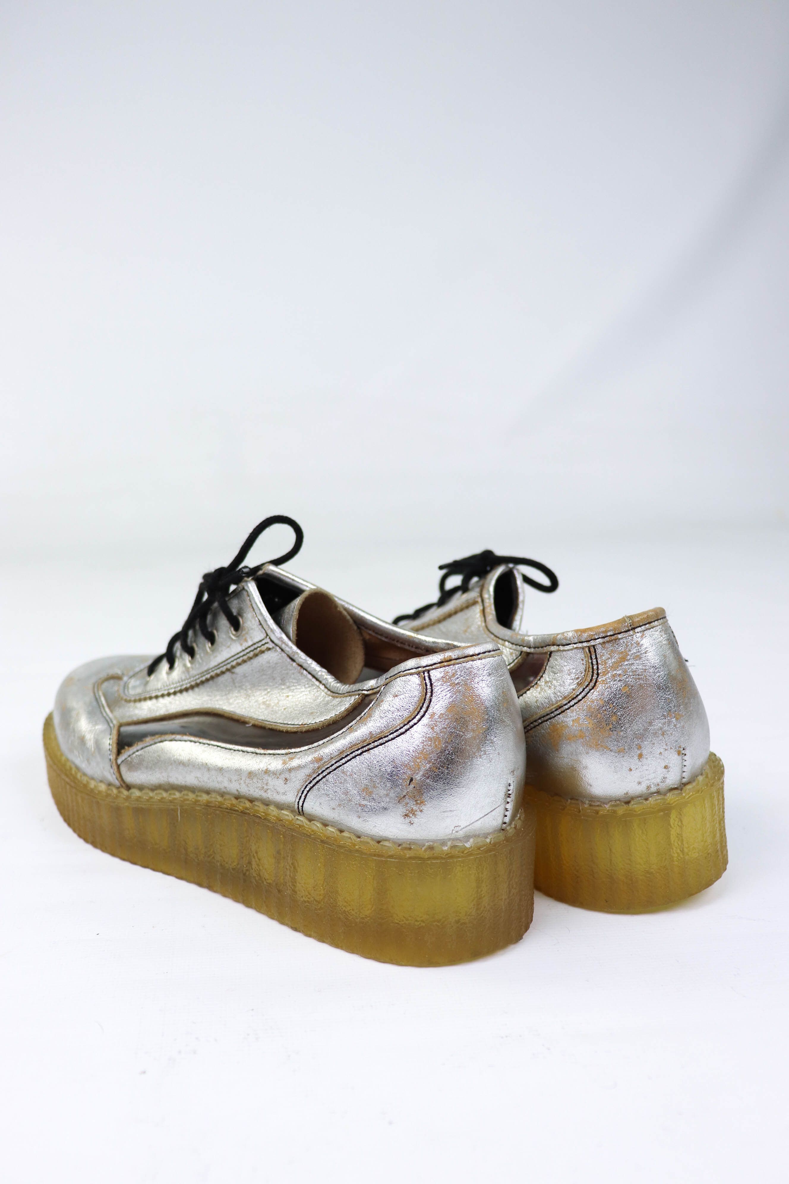 Other Red Or Dead Vintage Made in England Silver Leather Shoes Size US 9 / EU 42 - 9 Thumbnail