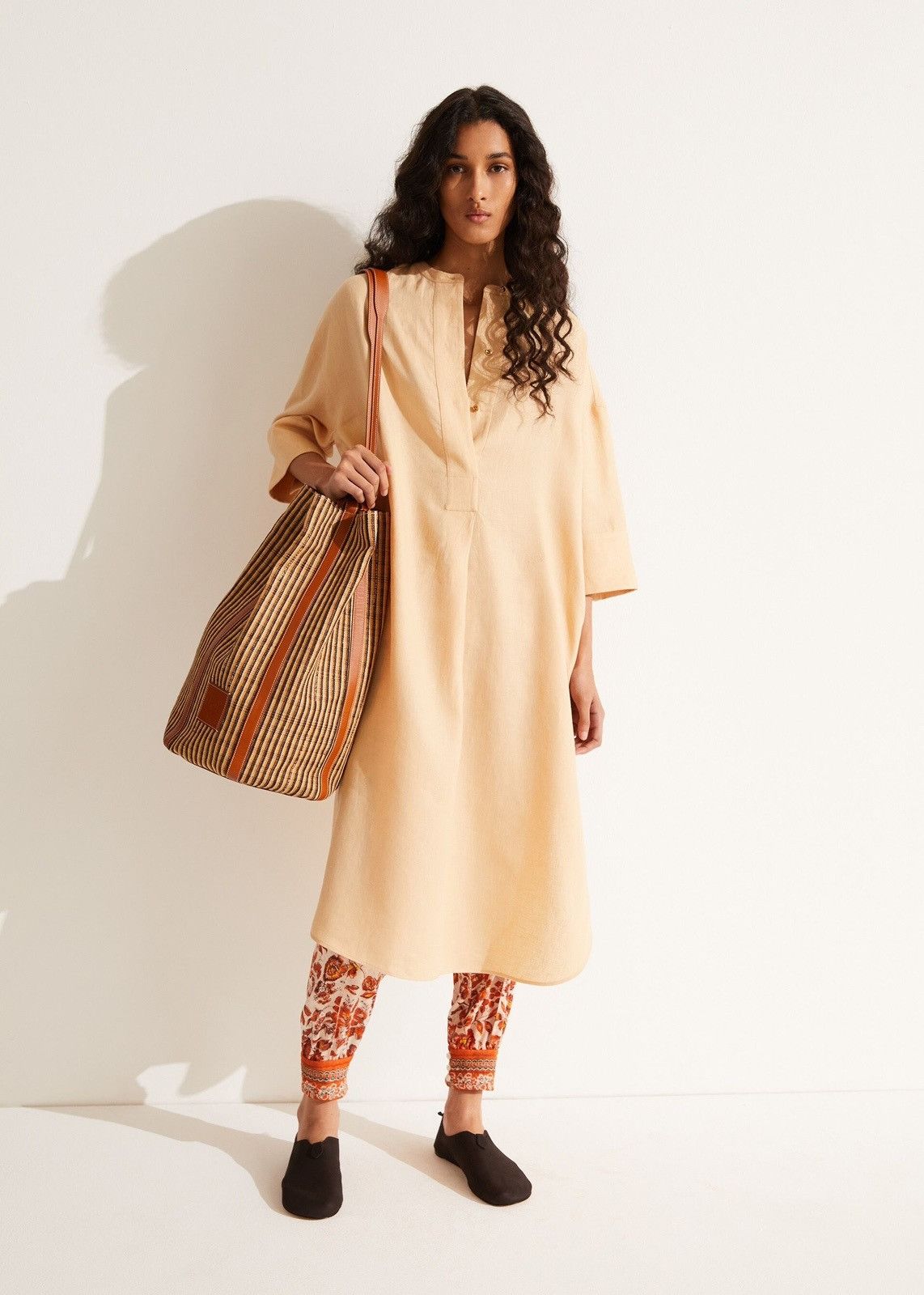 Loro Piana o1srvl11e0824 Lindsie Solaire Midi Dress in Peach Size XL / US 12-14 / IT 48-50 - 2 Thumbnail