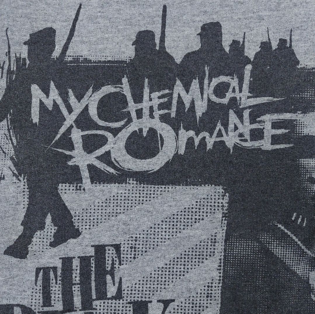 My Chemical Romance Vintage 2006 My Chemical Romance The Black Parade Sweatshirt Size US M / EU 48-50 / 2 - 4 Thumbnail