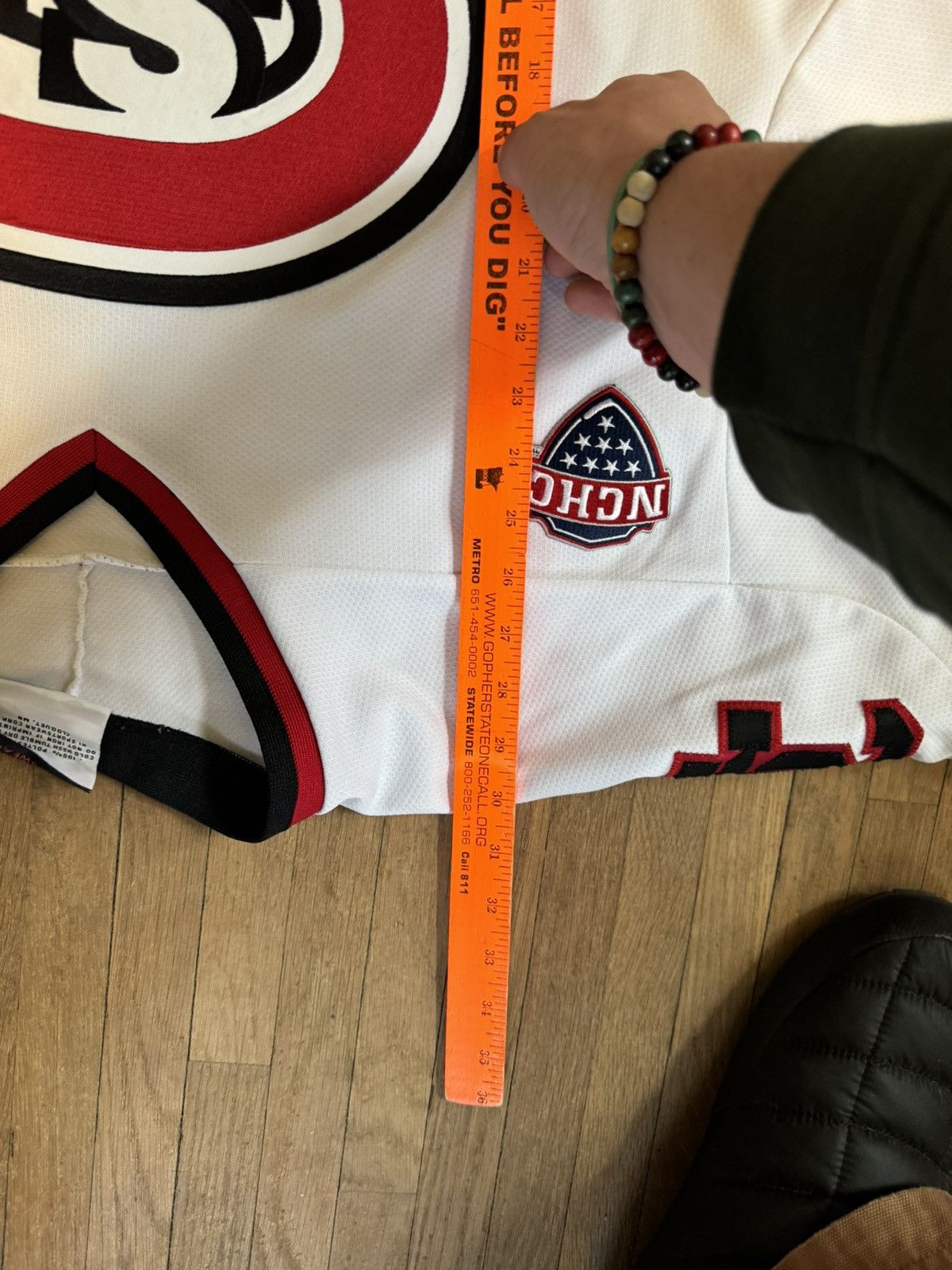 Other St. Cloud State University Huskies Hockey Jersey Size US L / EU 52-54 / 3 - 9 Thumbnail